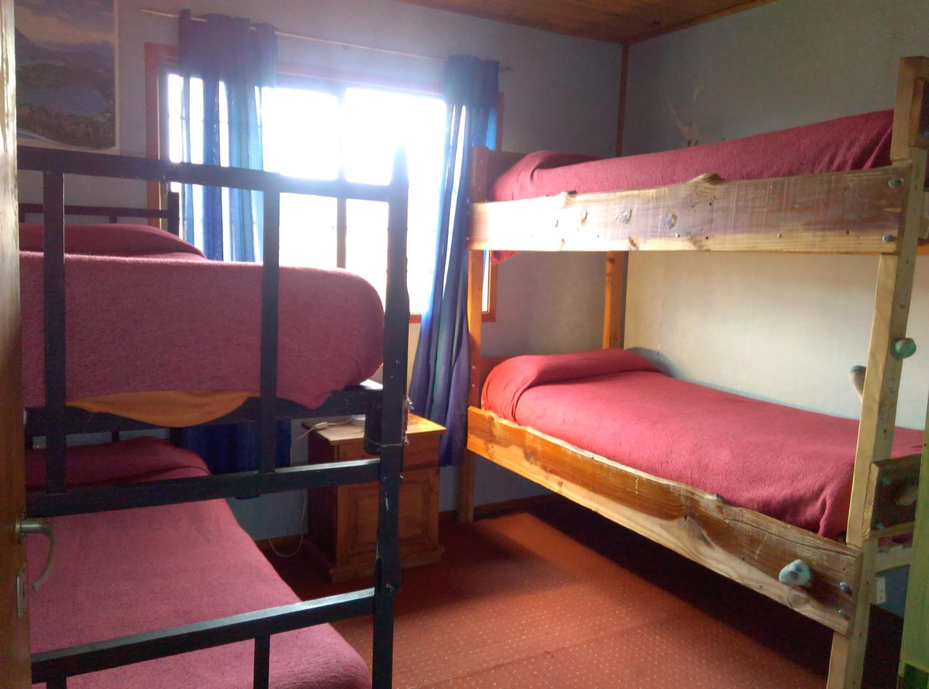 Economy Quadruple Room with Shared Bathroom photo 1