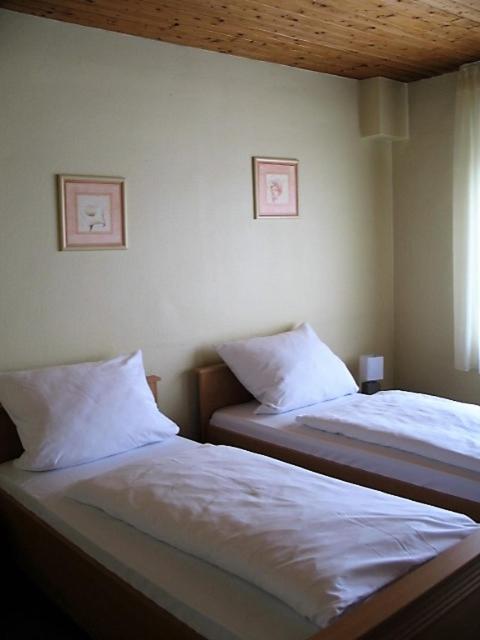 Double Or Twin Room - Photo 5