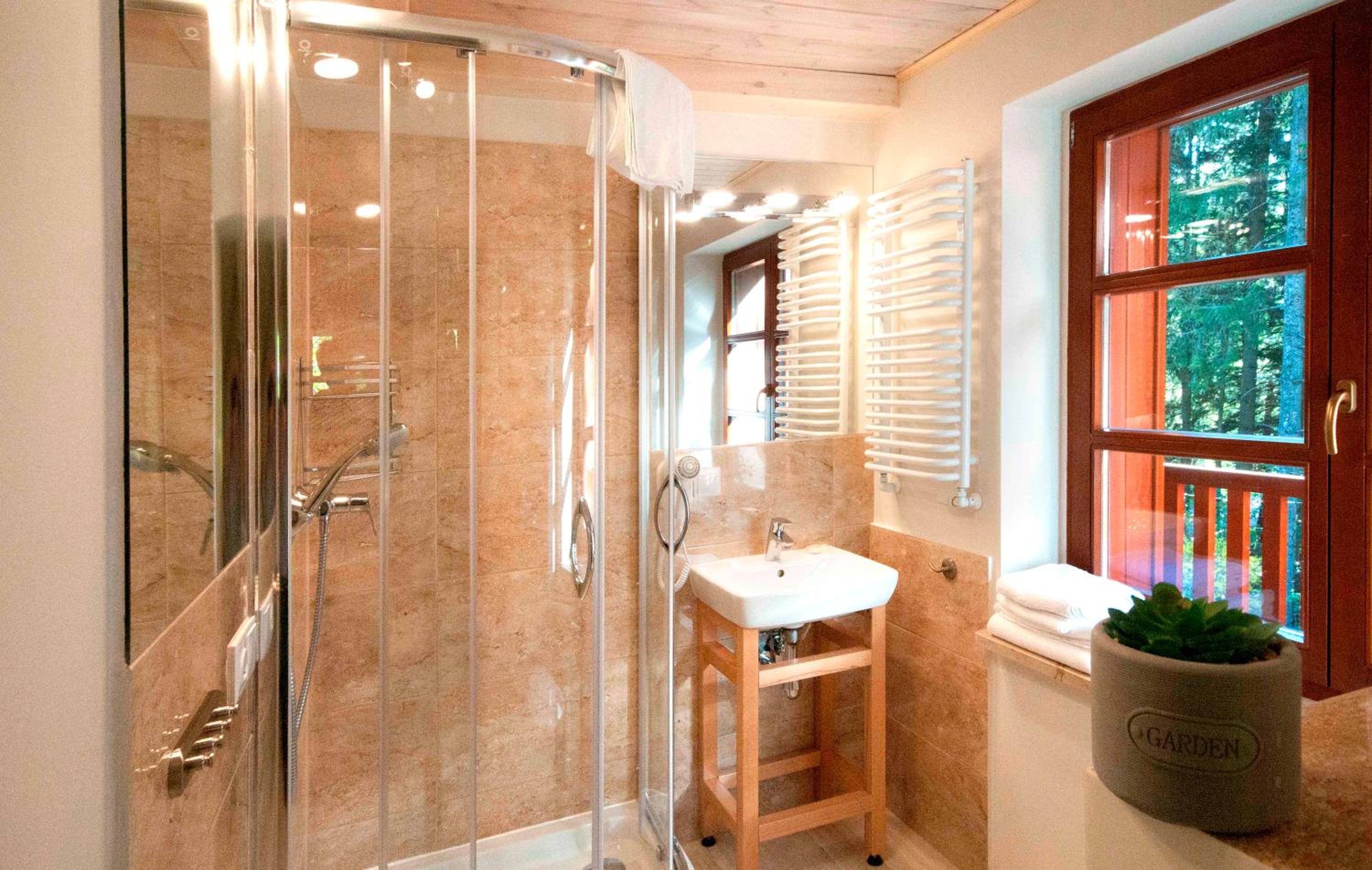 Double or Twin Room with Garden View photo 2