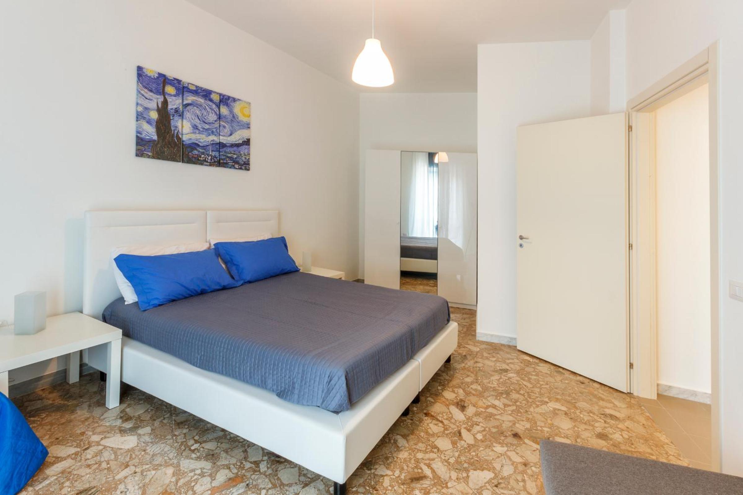 One-Bedroom Apartment - Photo 49