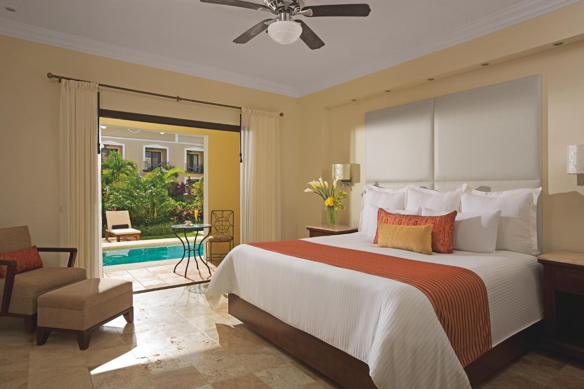 Preferred Club Deluxe Swimout Garden Double