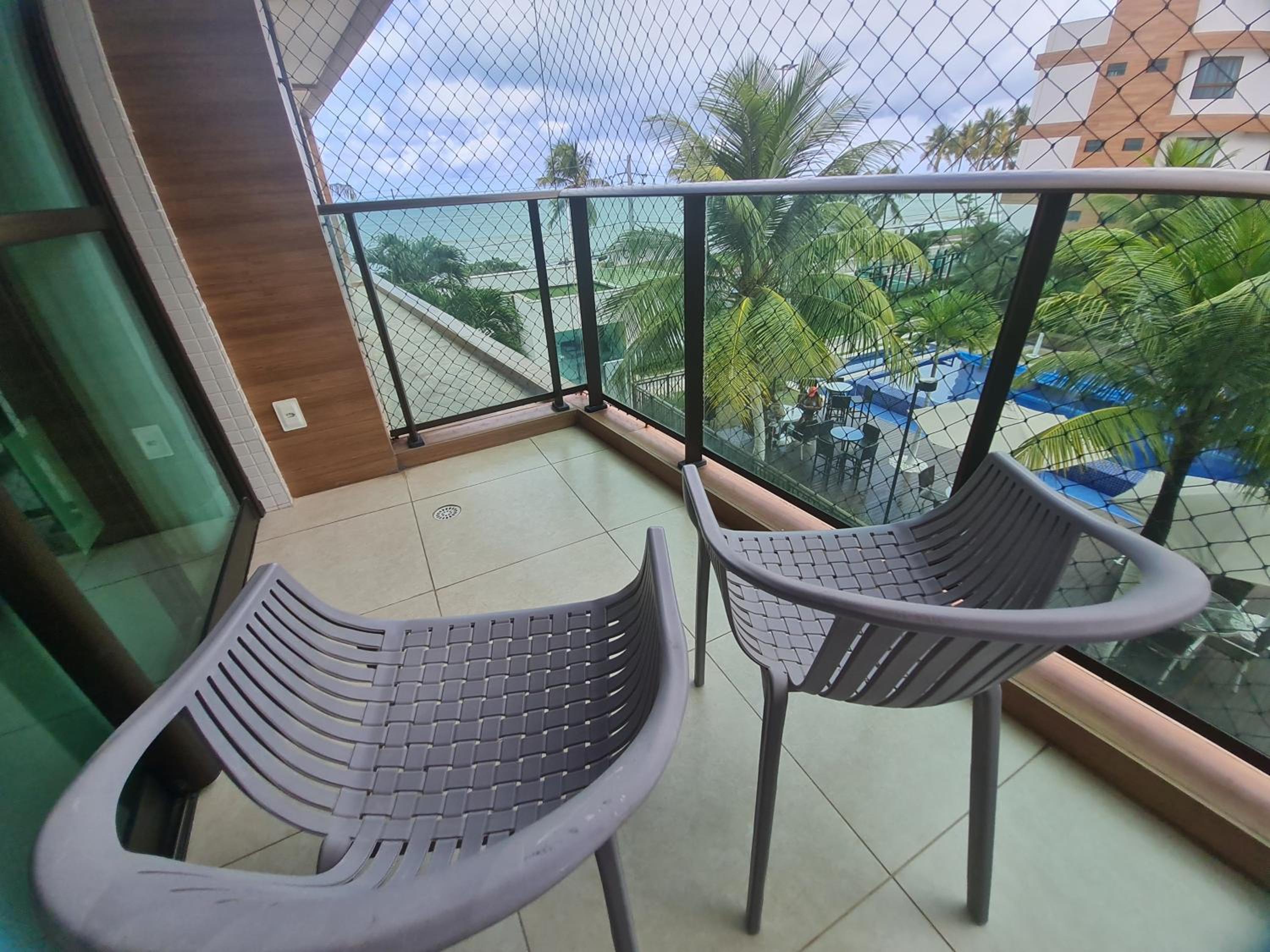 Two-Bedroom Apartment with Balcony and Sea View