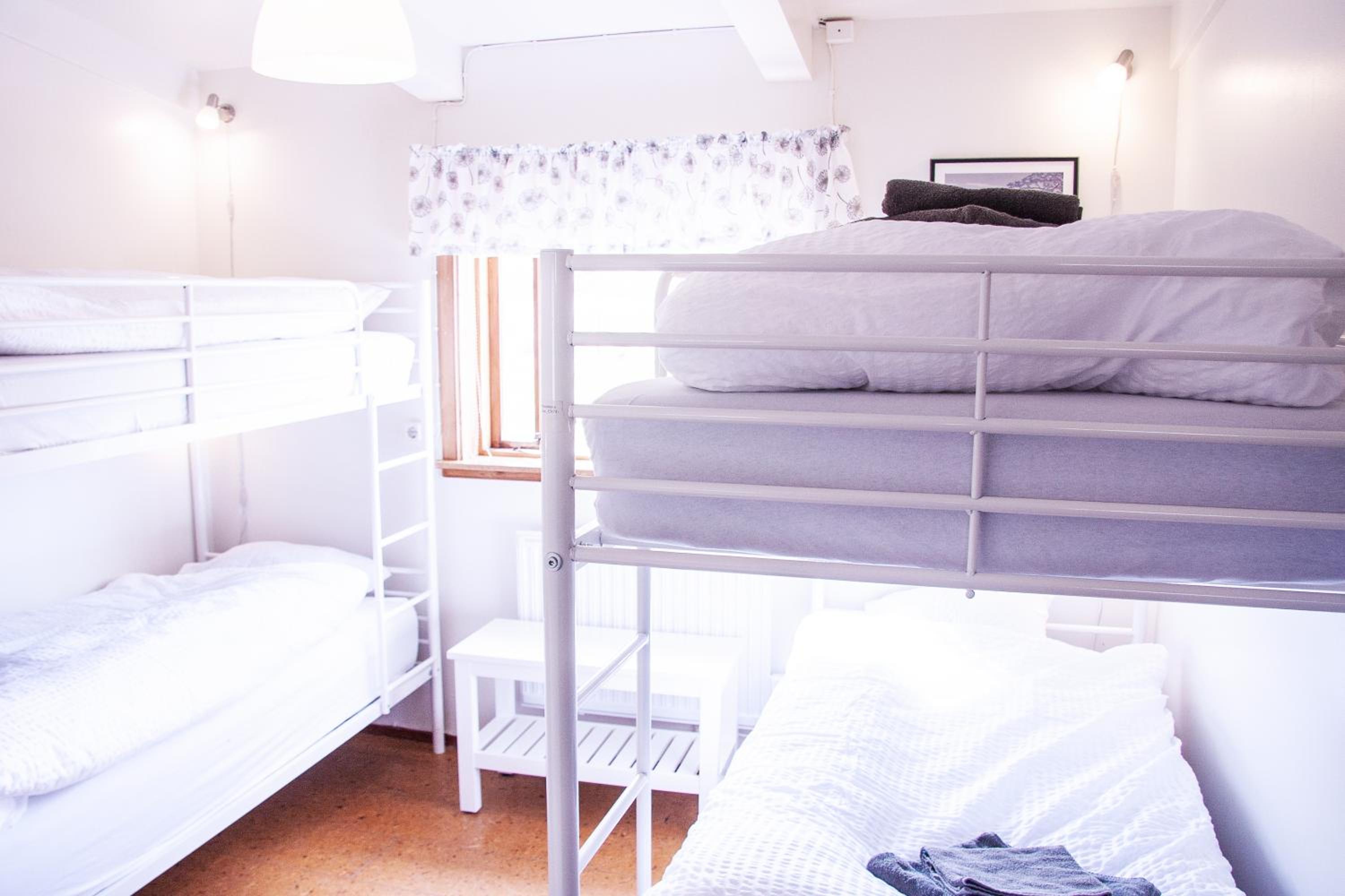 Quadruple Room with Shared Bathroom photo 1