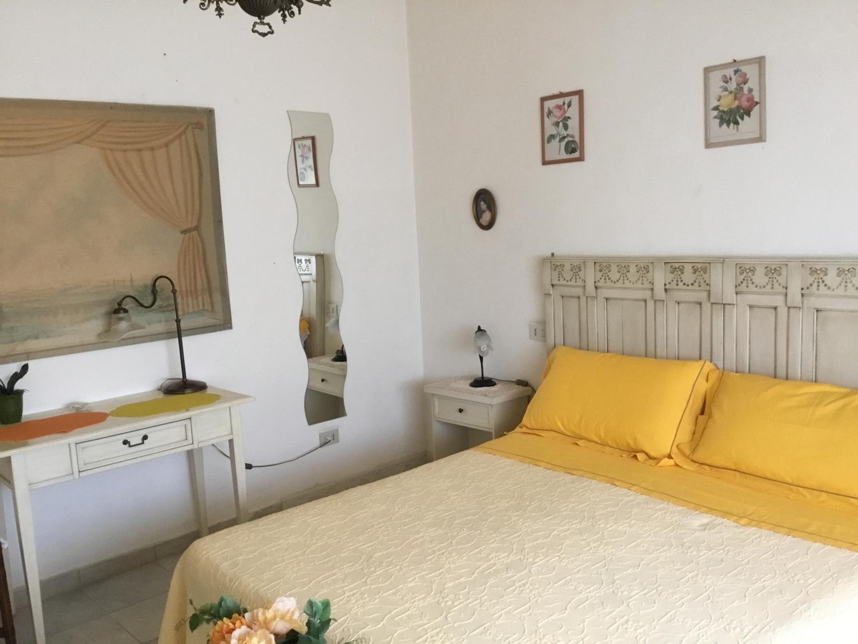 Triple Room with Private Bathroom - Photo 1