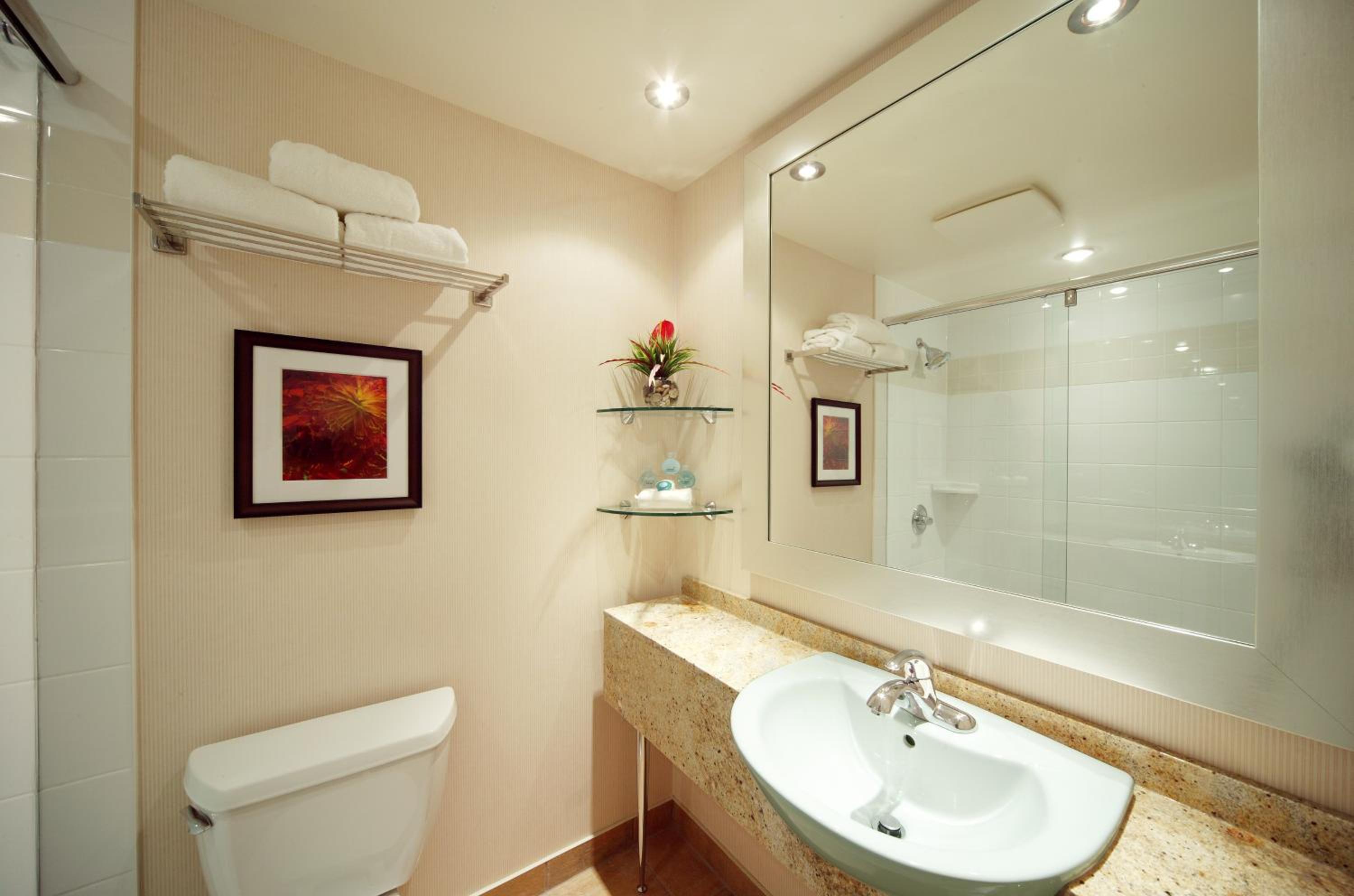Executive King Room - Non-Smoking - Photo 3