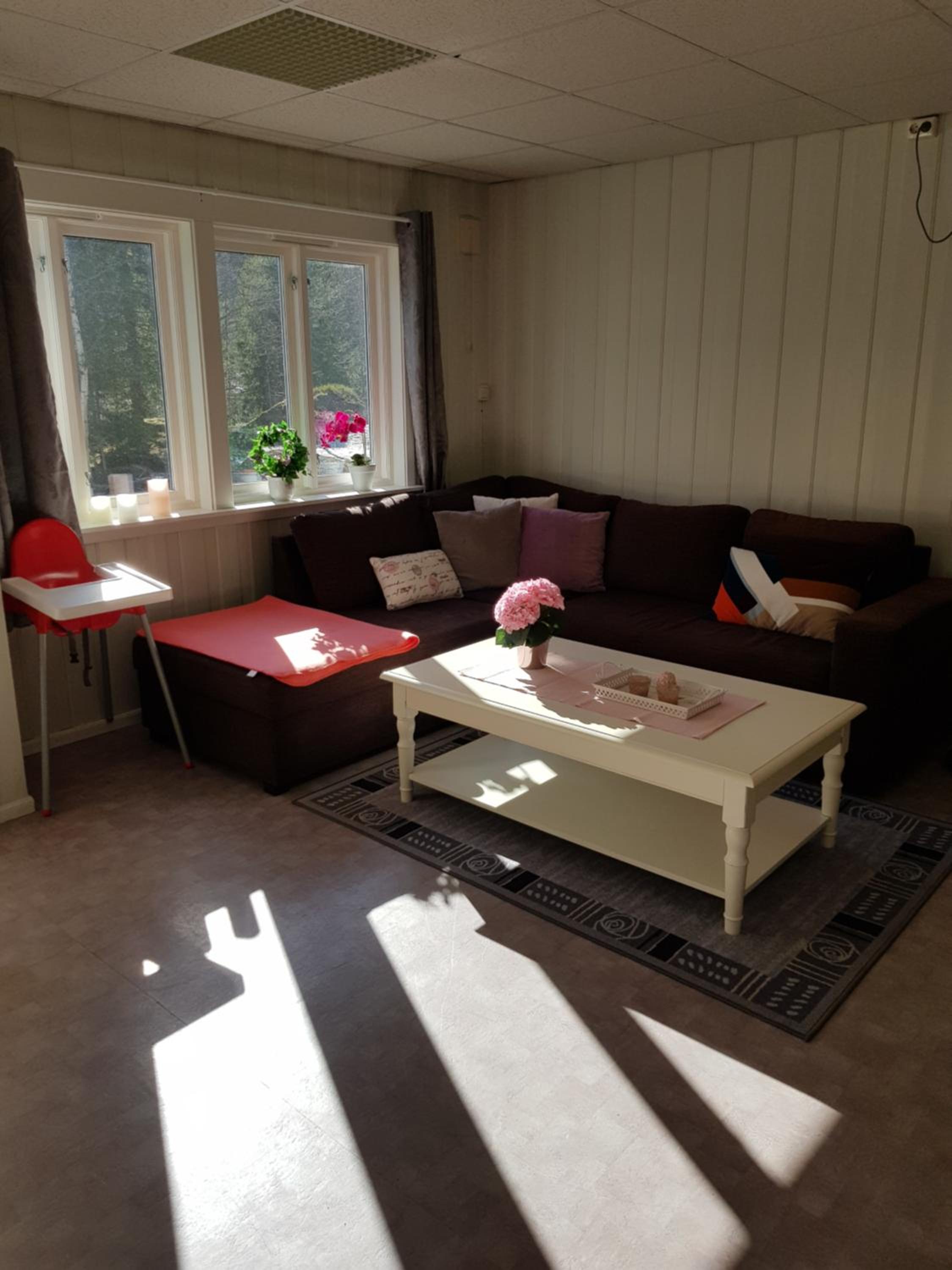One-Bedroom Apartment - Photo 1