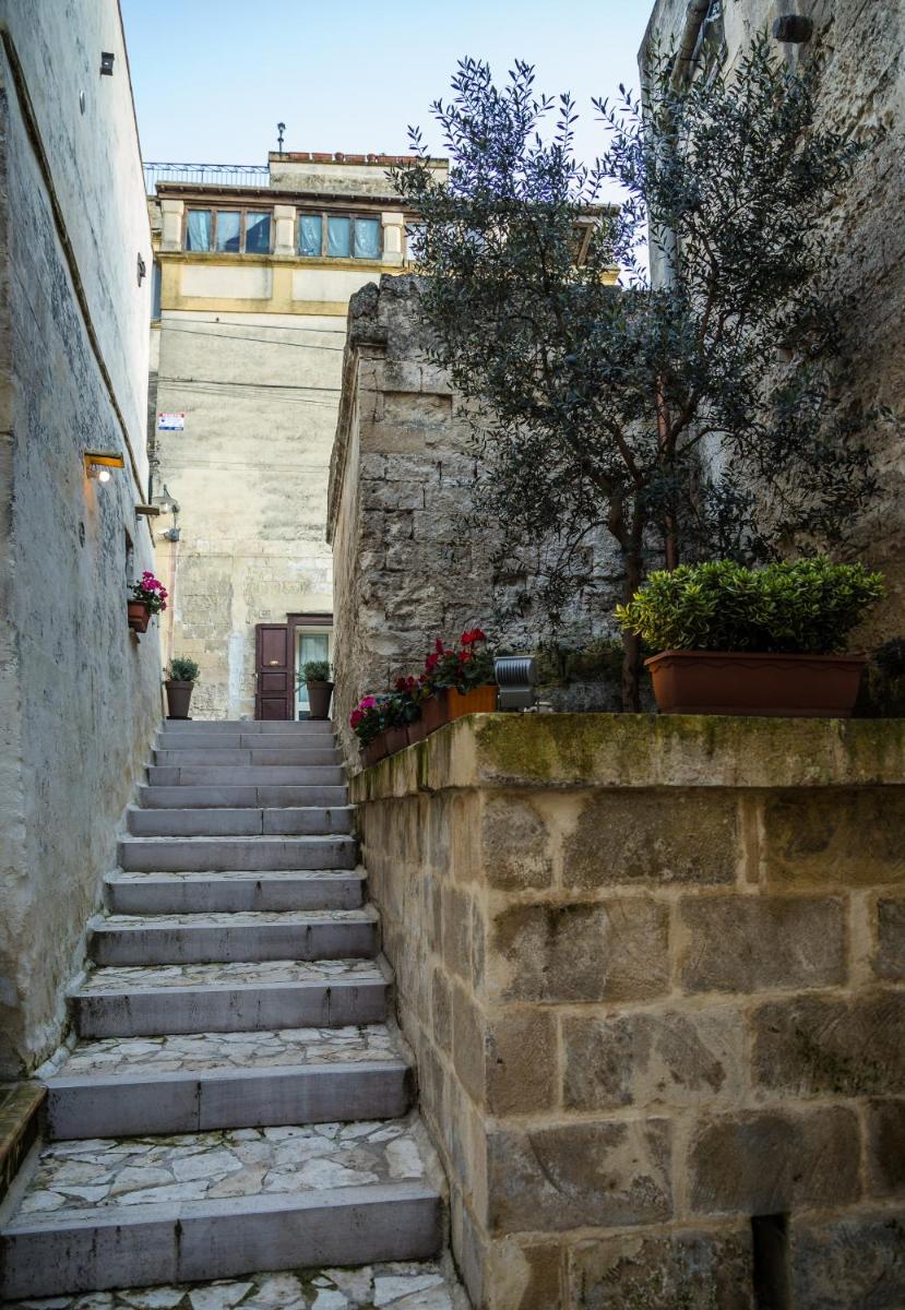 Apartment - Split Level