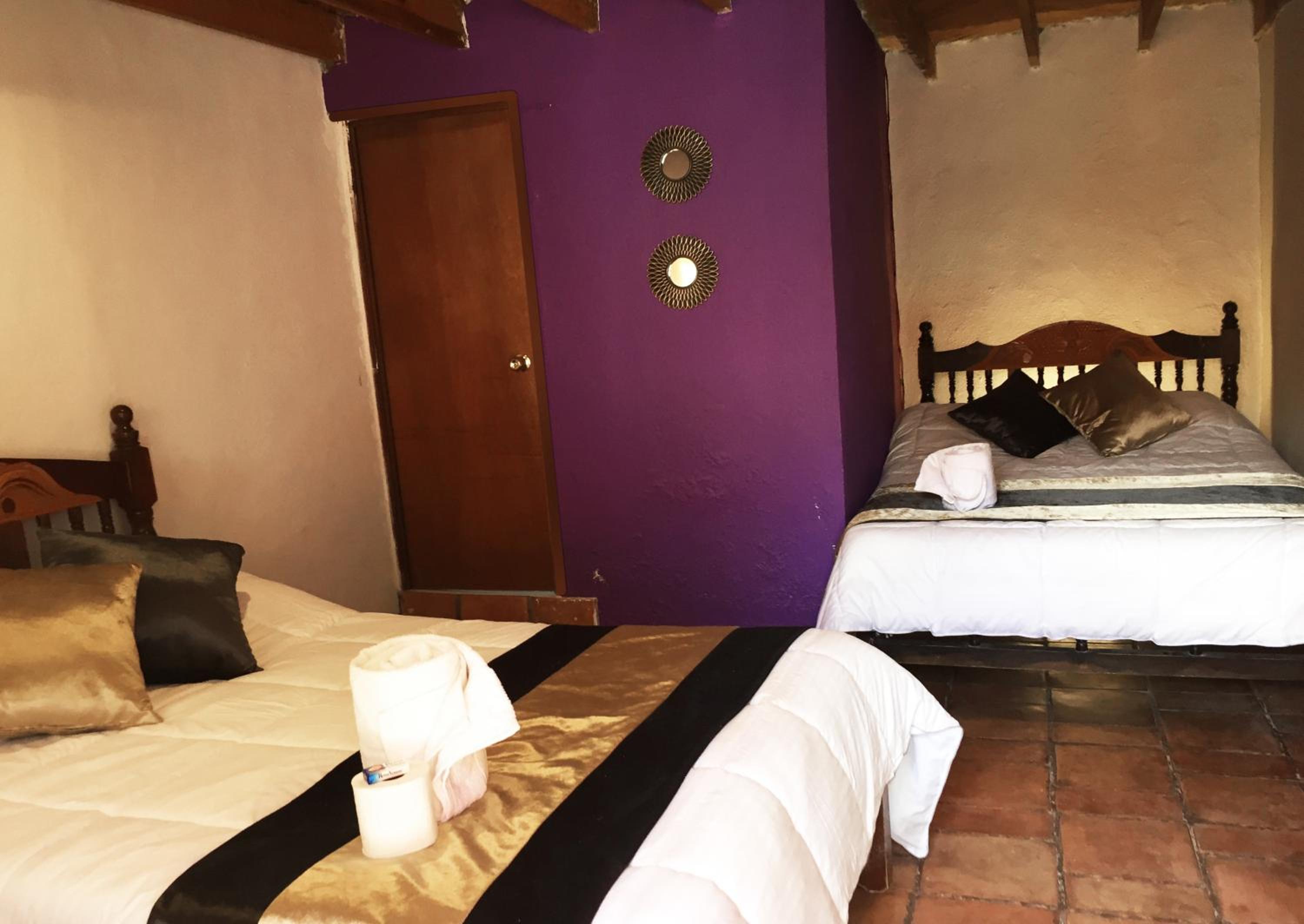 Twin Room - Photo 4