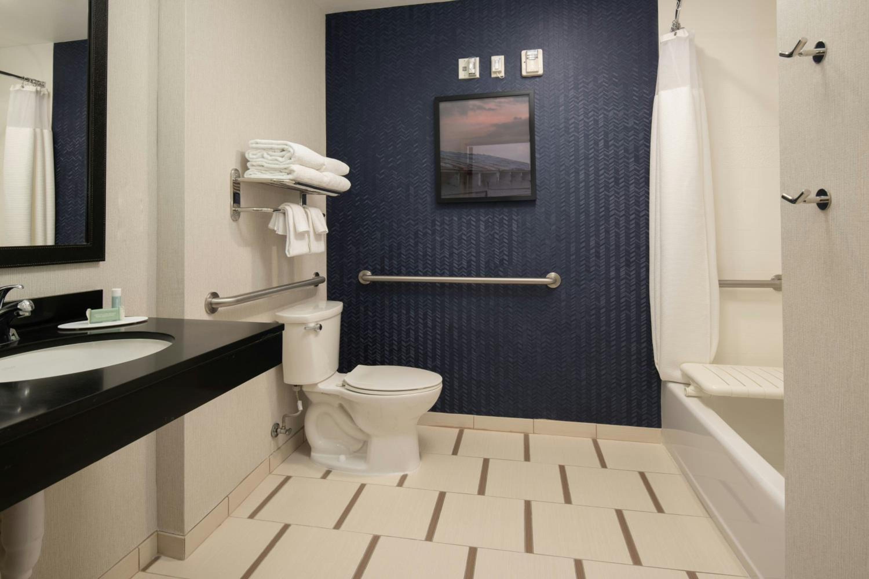 Fairfield Inn & Suites by Marriott Santa Cruz, 사진 2