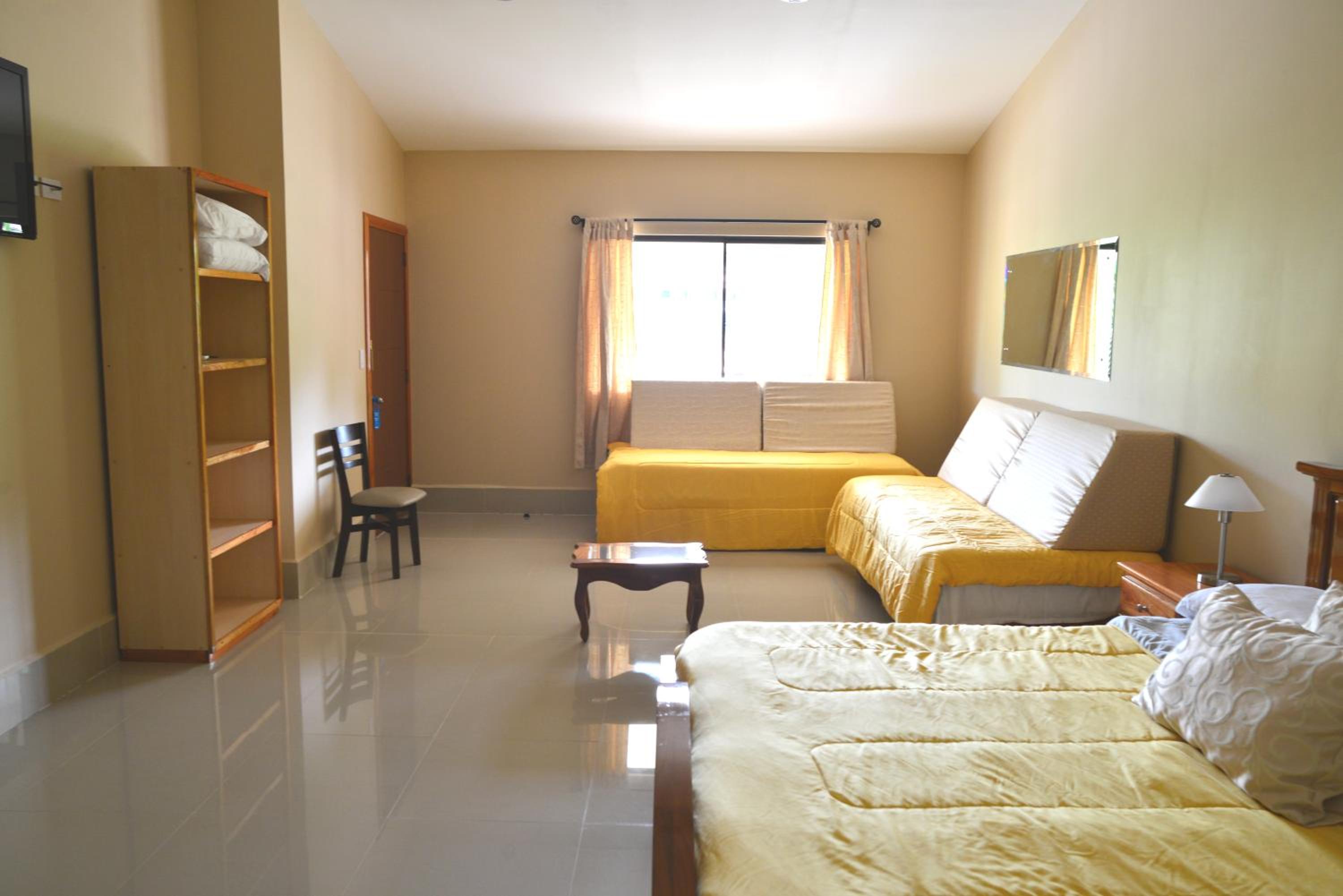 Deluxe Suite