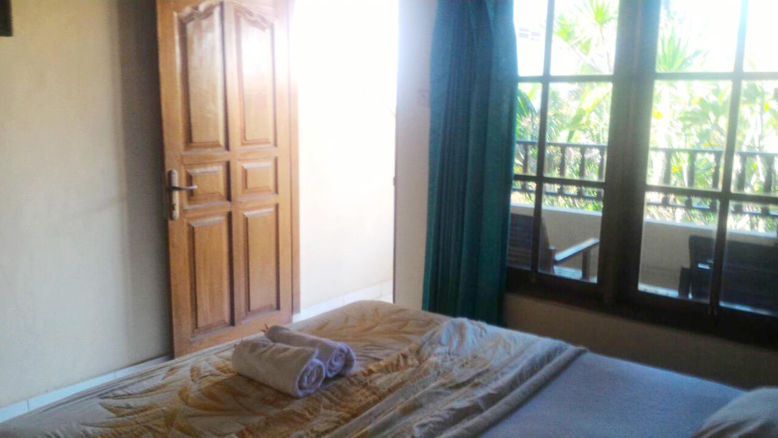 Standard Double Room with Fan photo 1