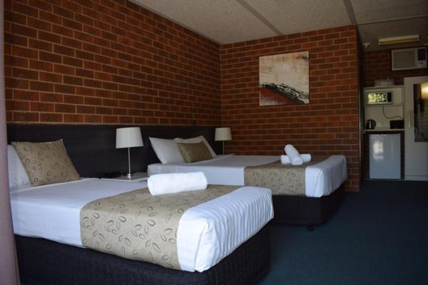 Standard Twin Room with Garden View photo 2