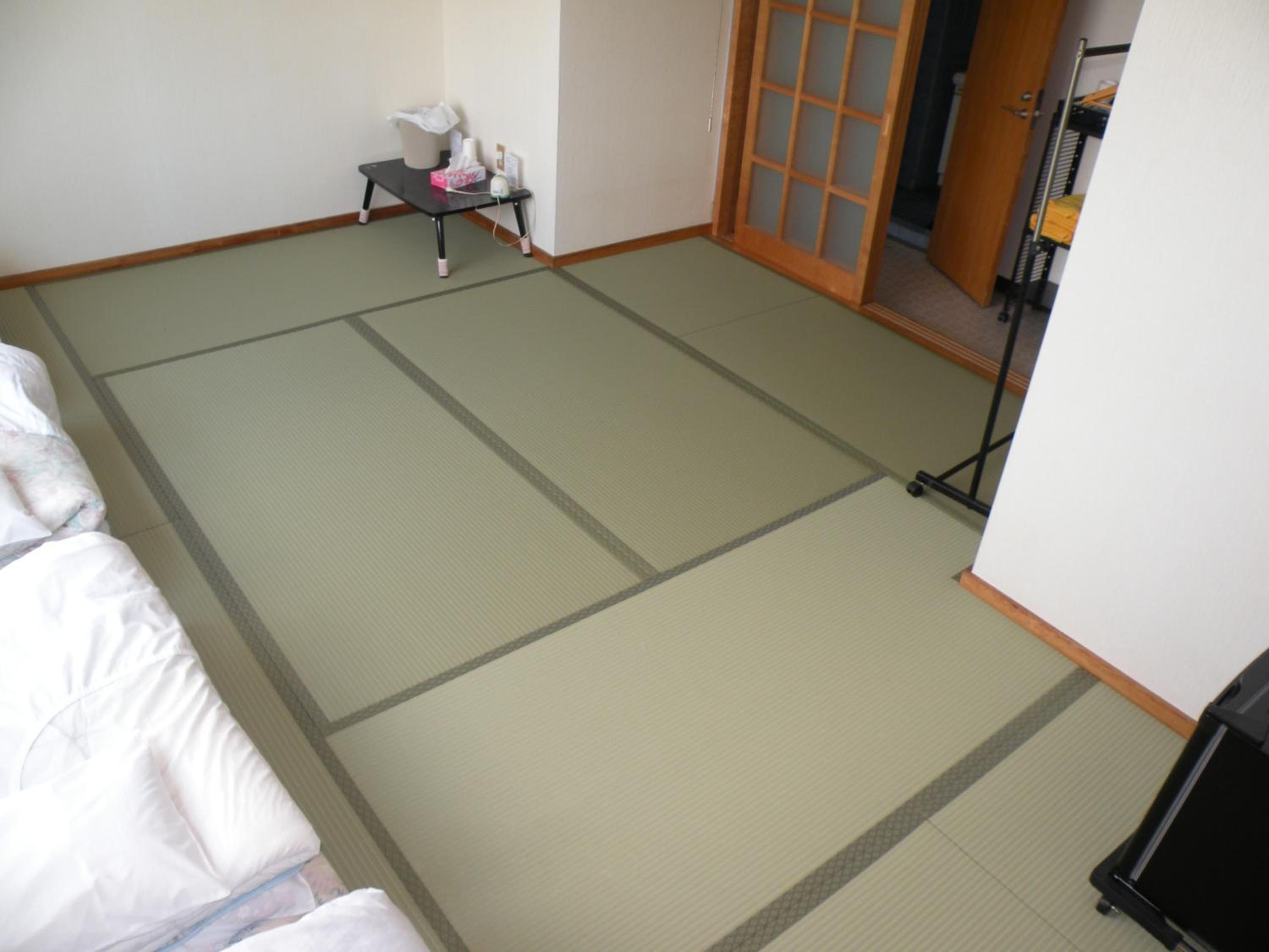 Quadruple Room with Private Bathroom - Photo 1