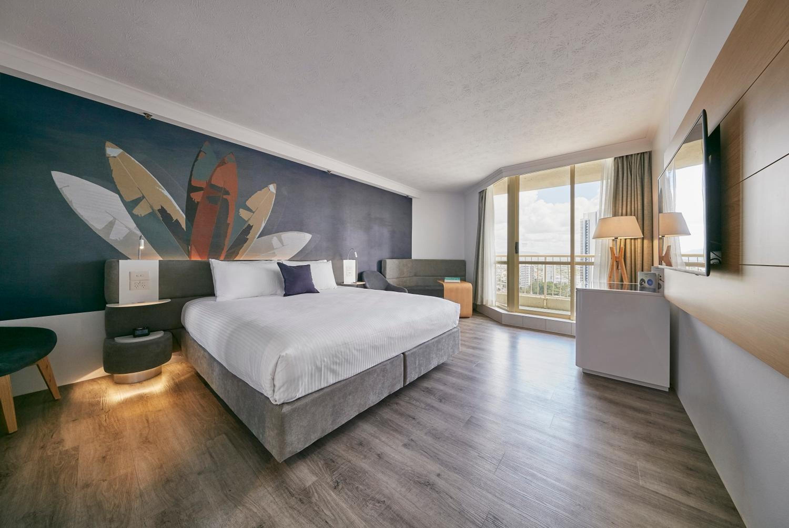 Deluxe King Room with View