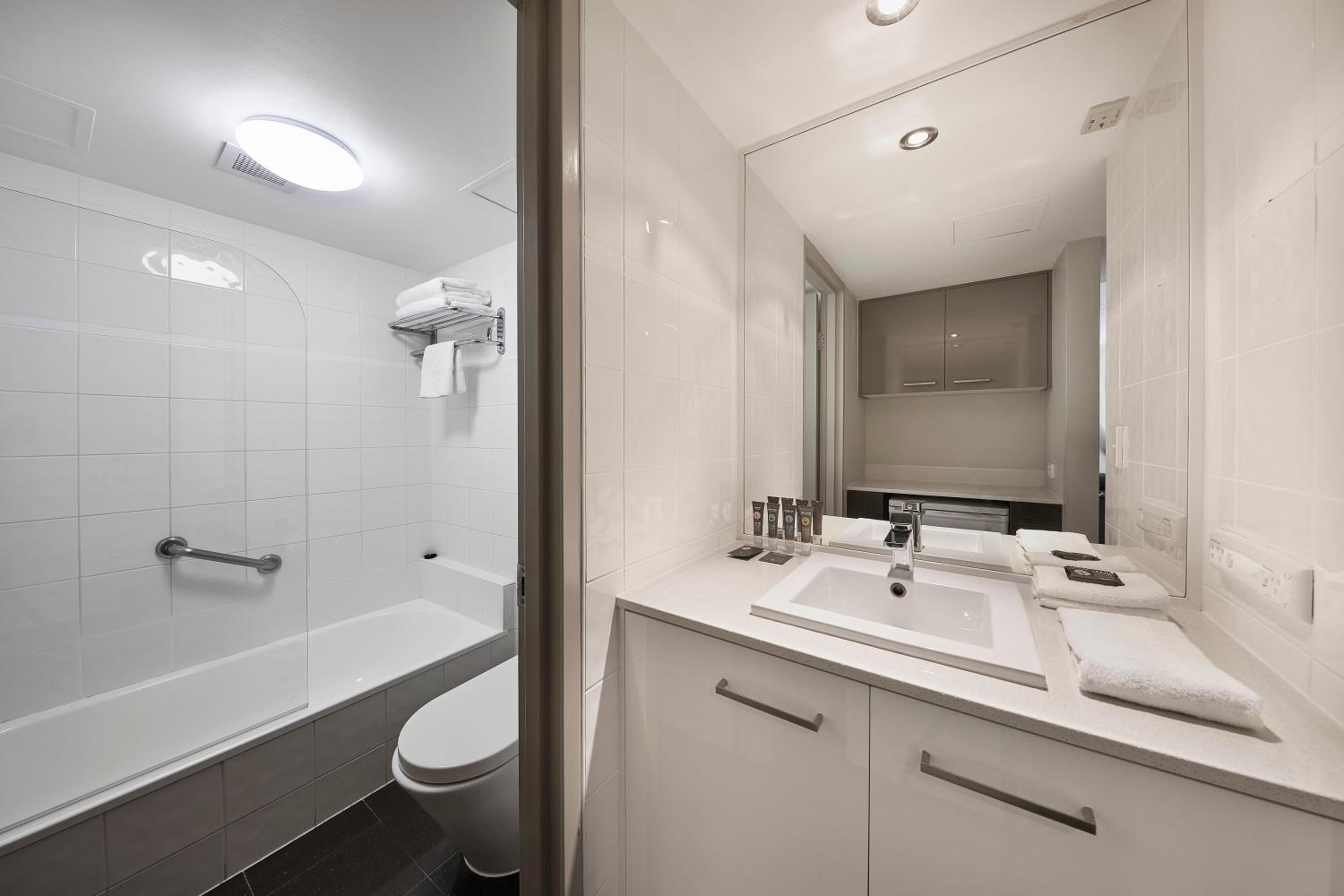 Superior Double Room with Two Double Beds and Ocean View
