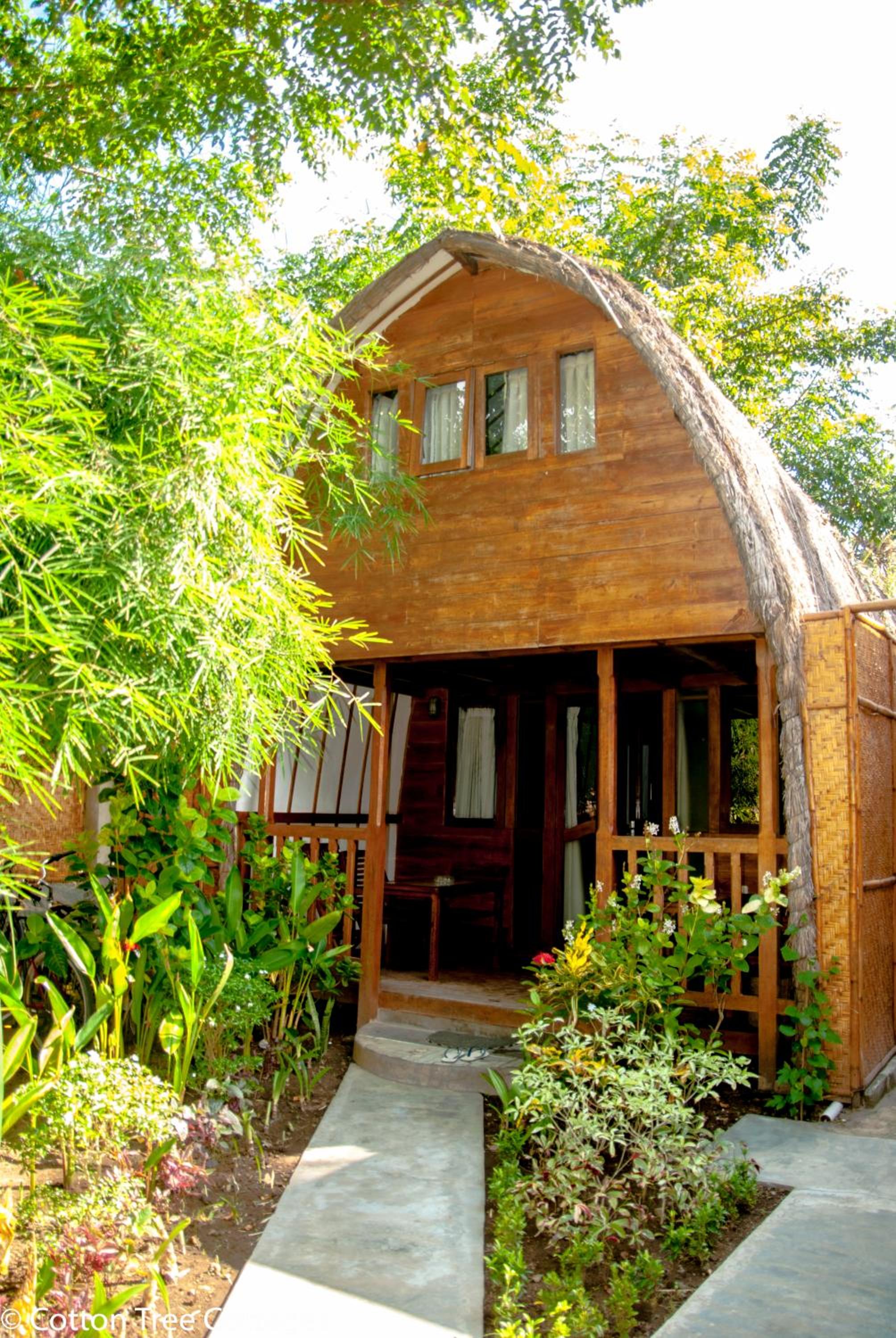 Family Cottage with Garden View - Photo 2