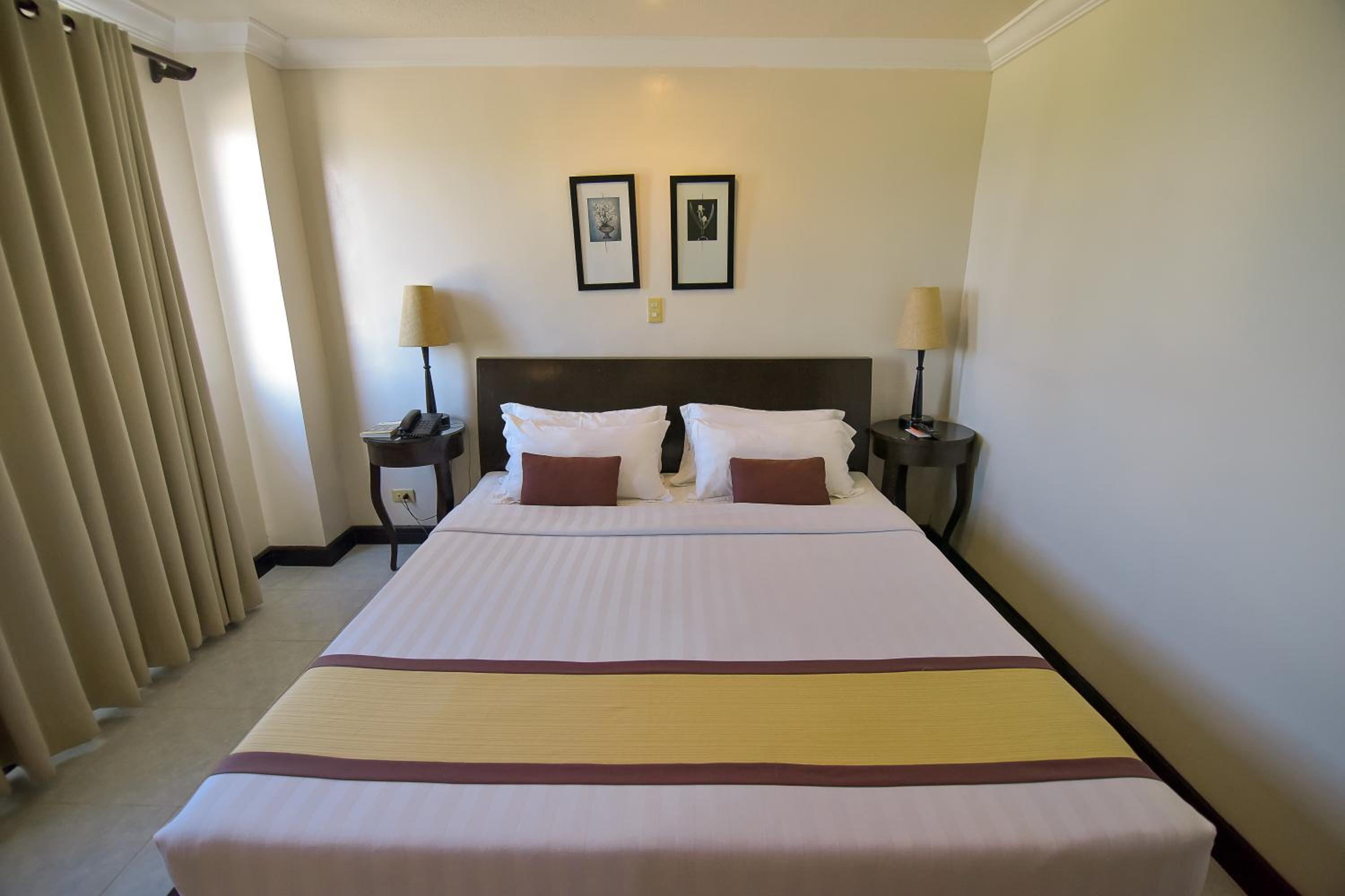 Double or Twin Room photo 2