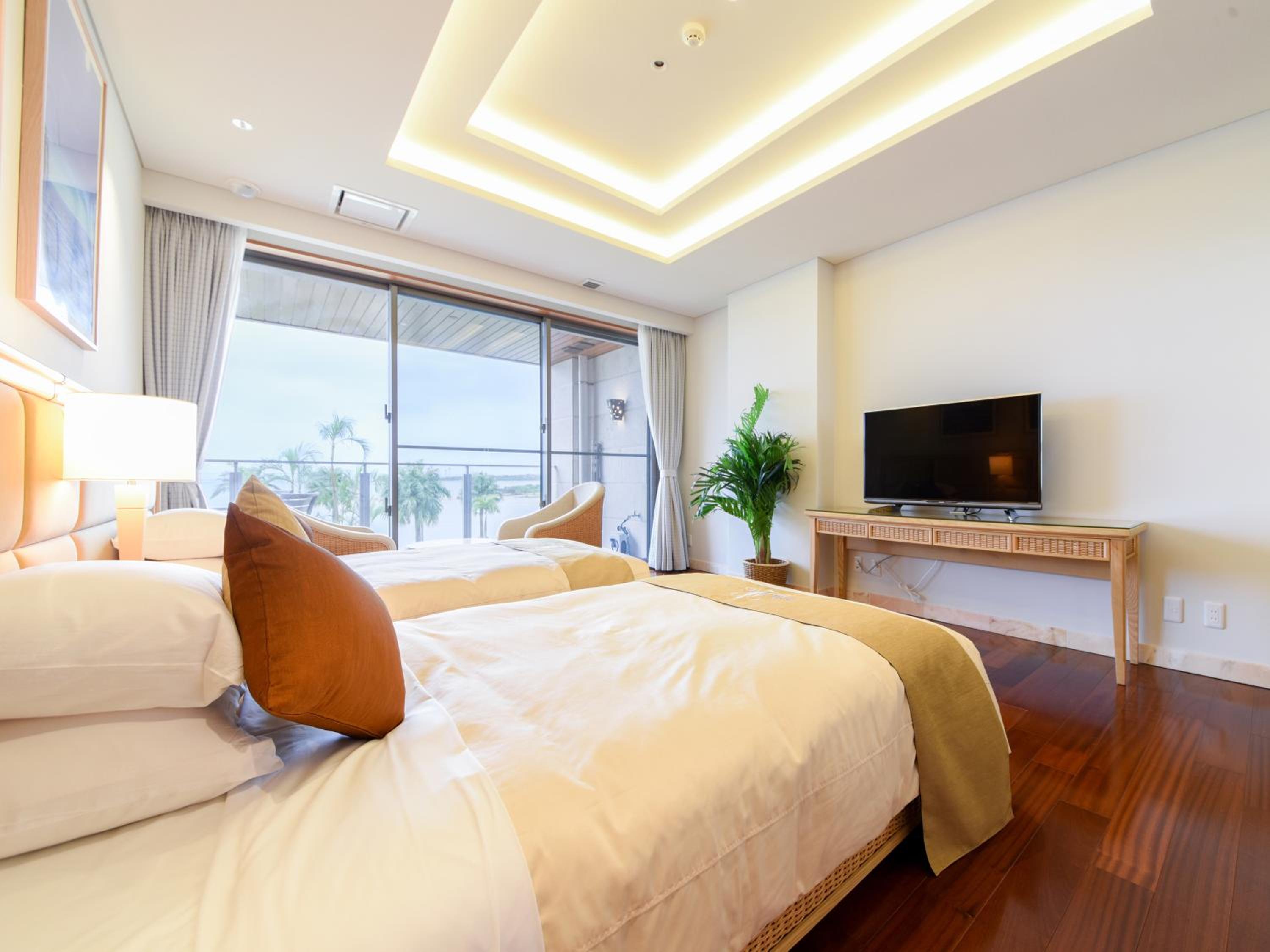 Two-Bedroom Suite - Non-Smoking Ground Floor photo 3