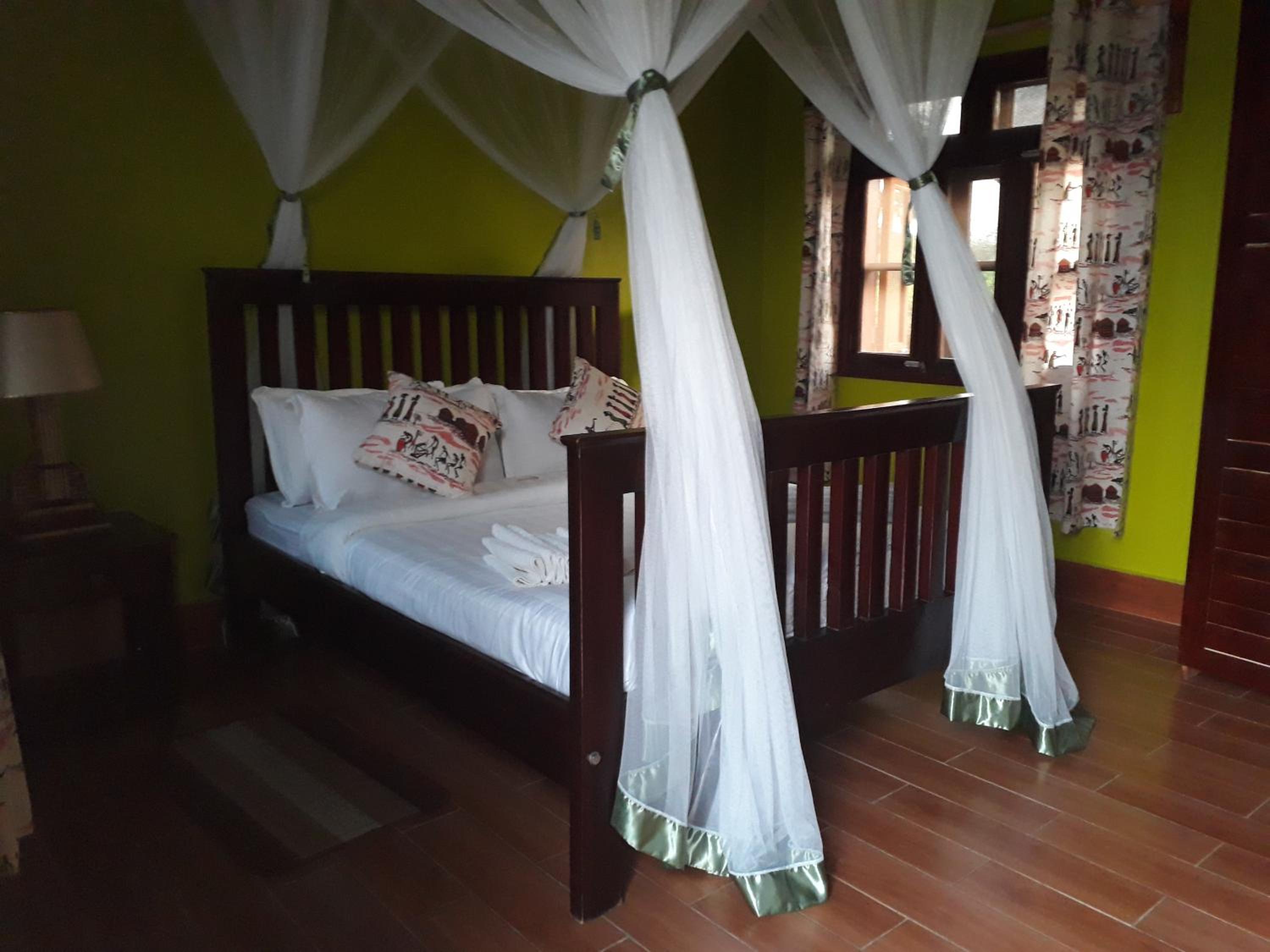 Deluxe Double Room with Balcony photo 2