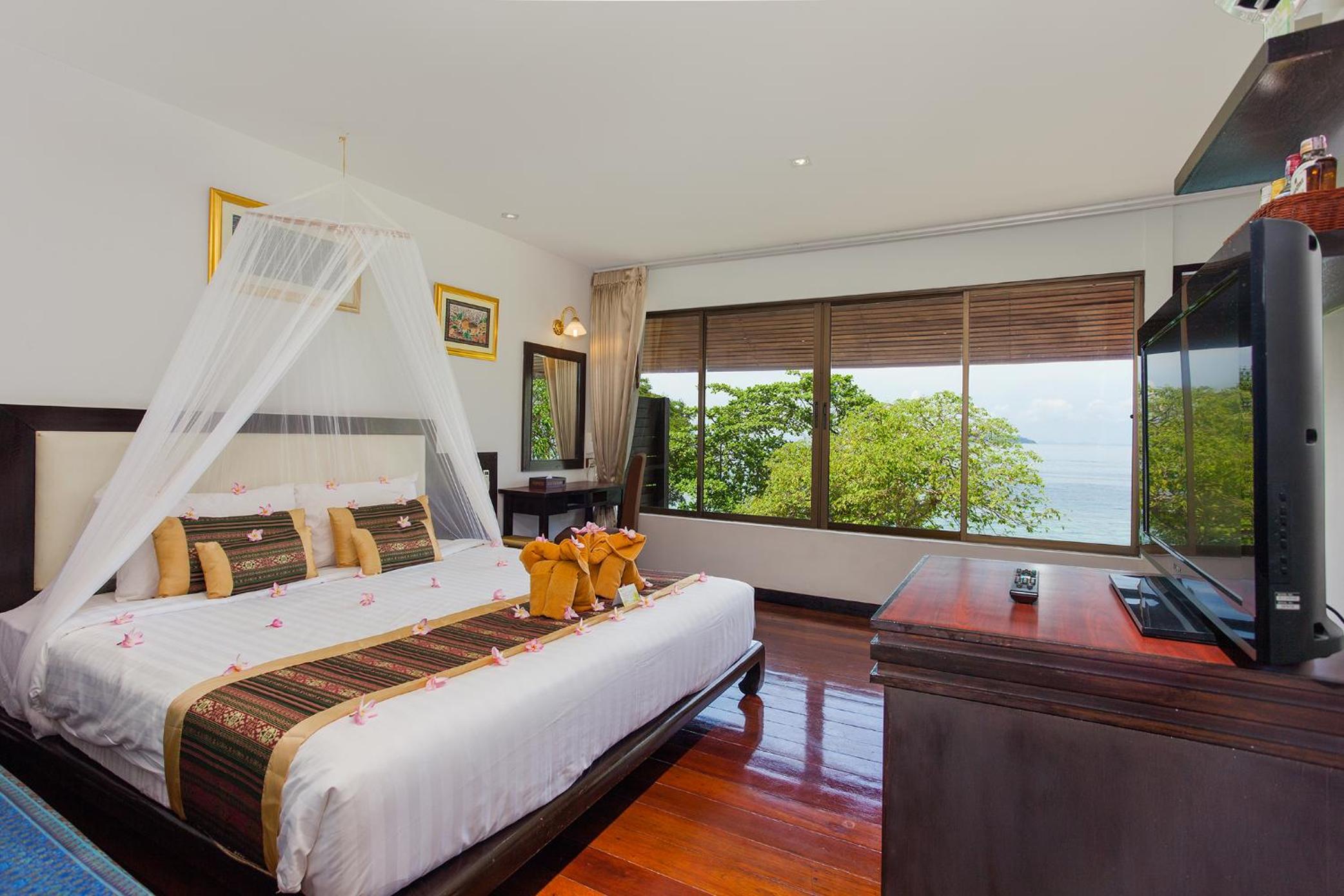 Deluxe Cottage - Photo 1