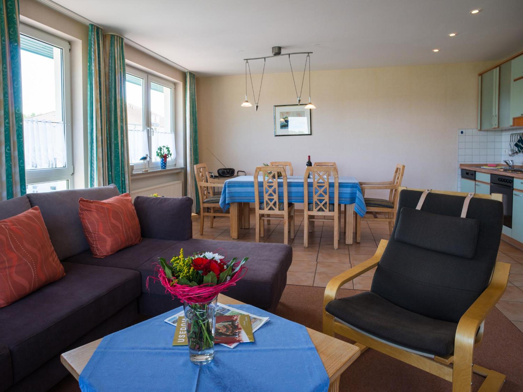 Apartment with Terrace photo 2