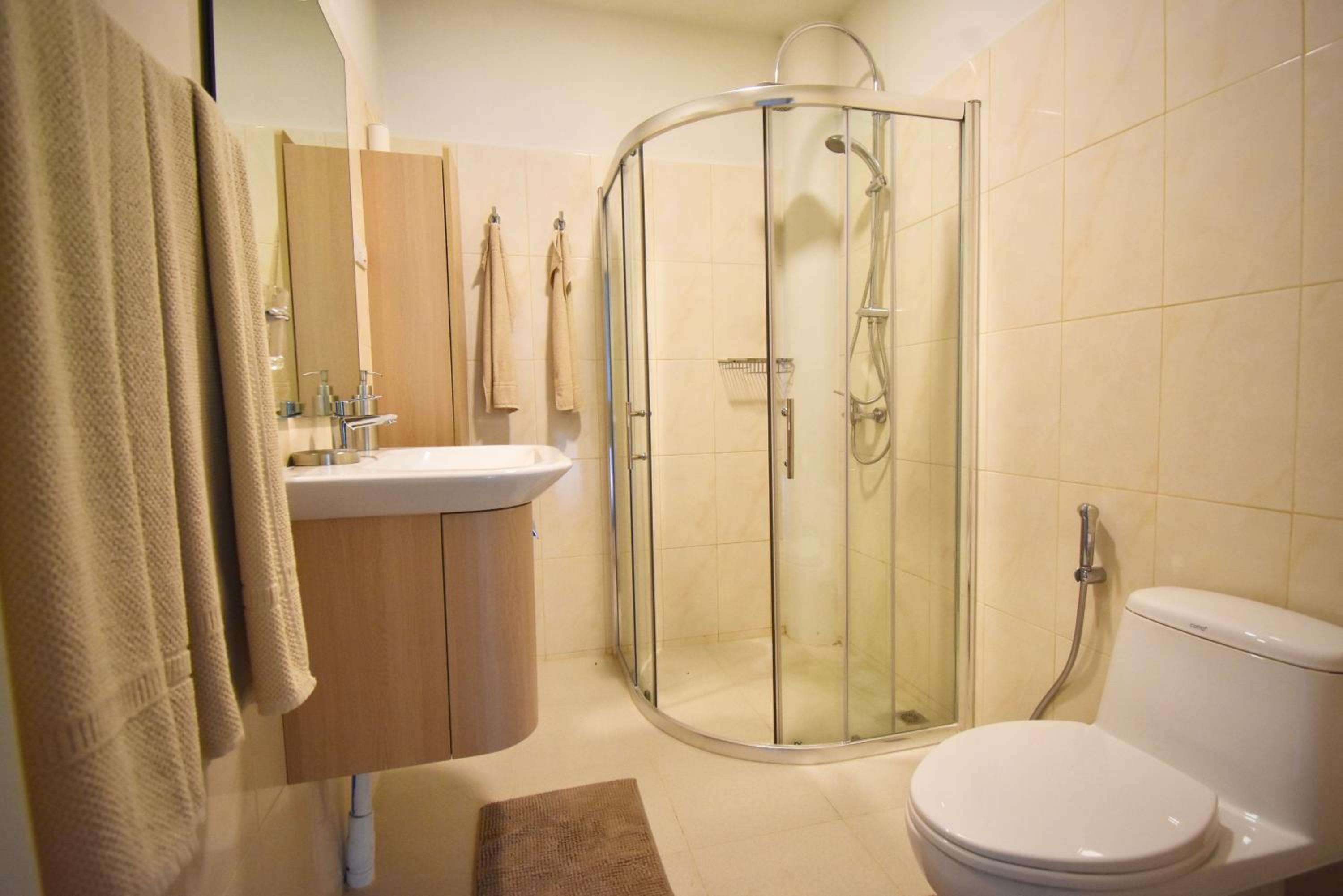 Deluxe Double or Twin Room with Mountain View - Photo 8
