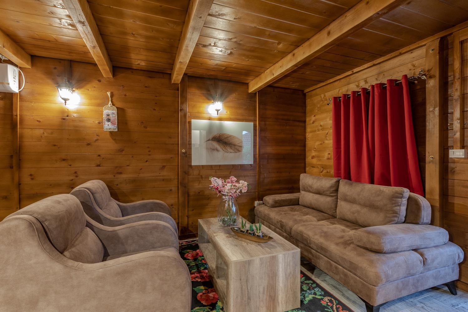 Chalet photo 2