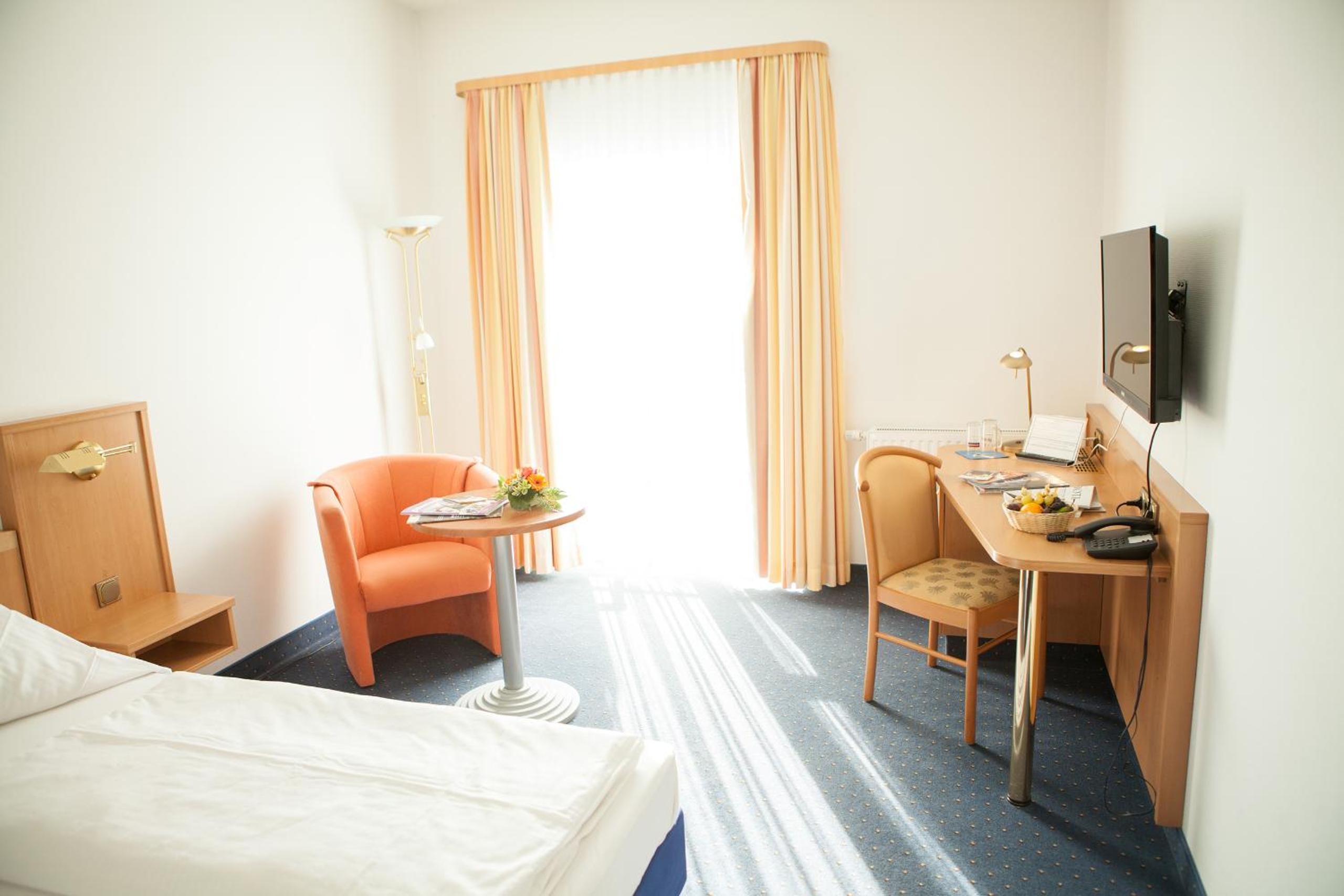 Double Room - Photo 1