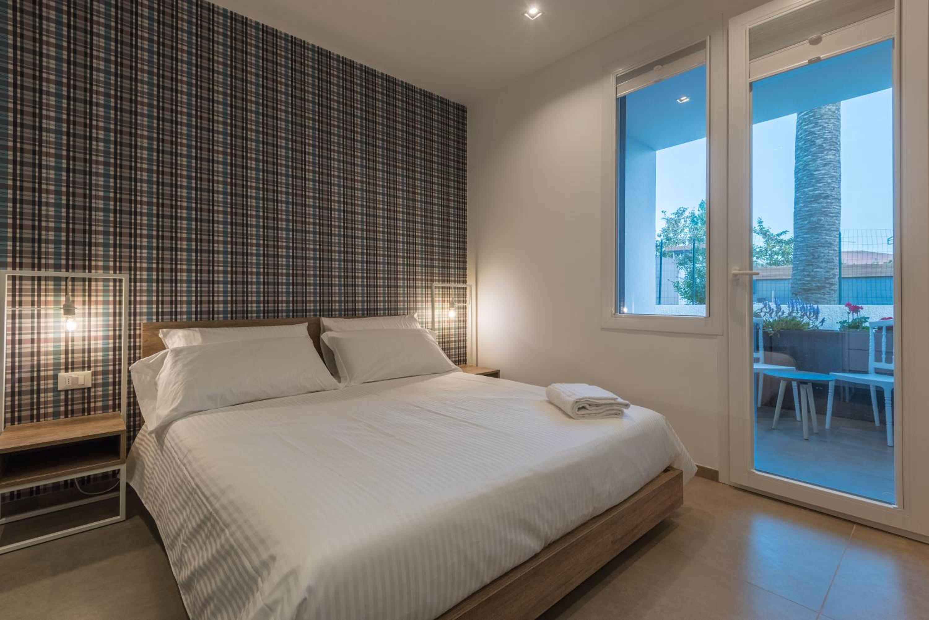 Standard Triple Room - Photo 3