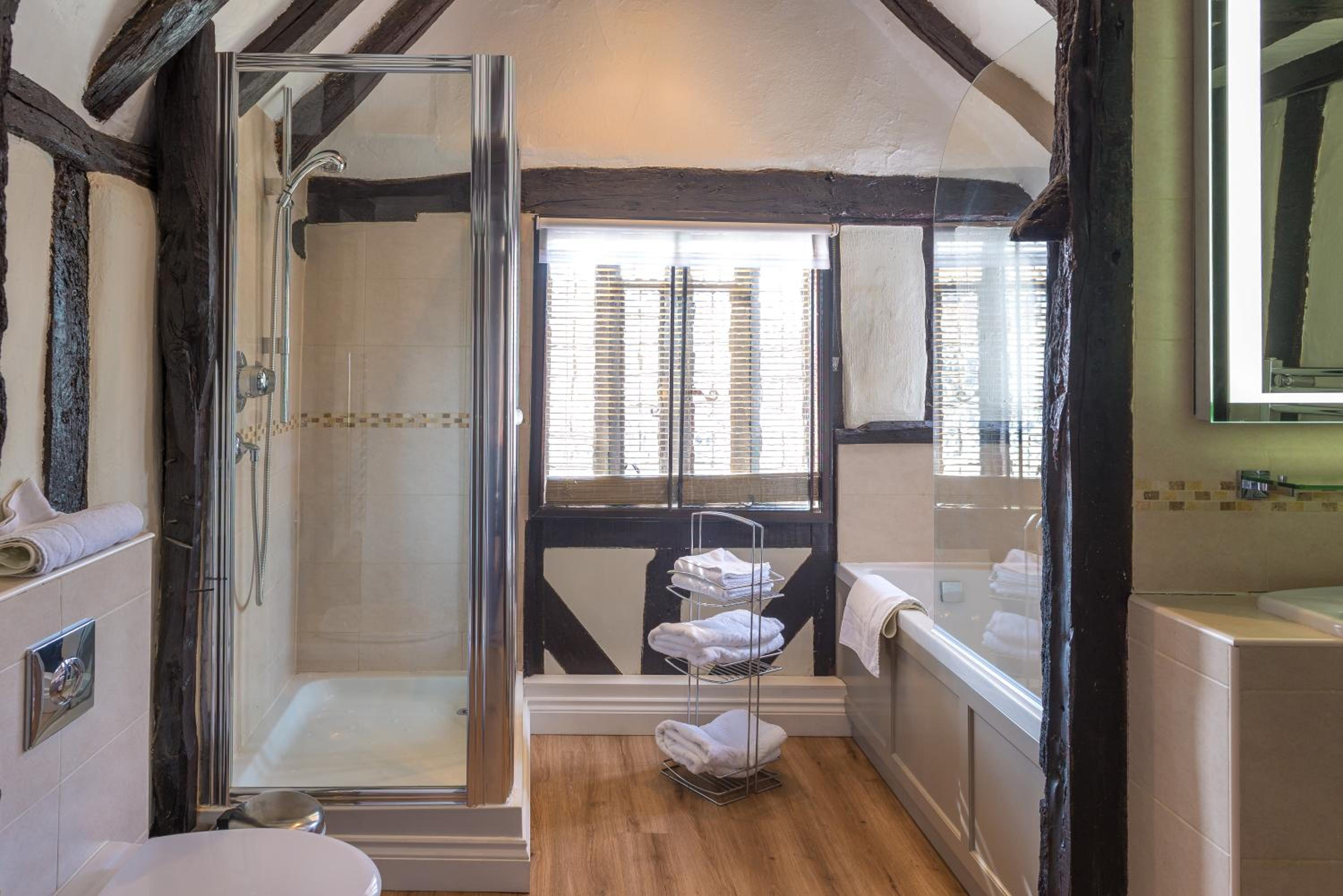 Feature Double Room photo 3