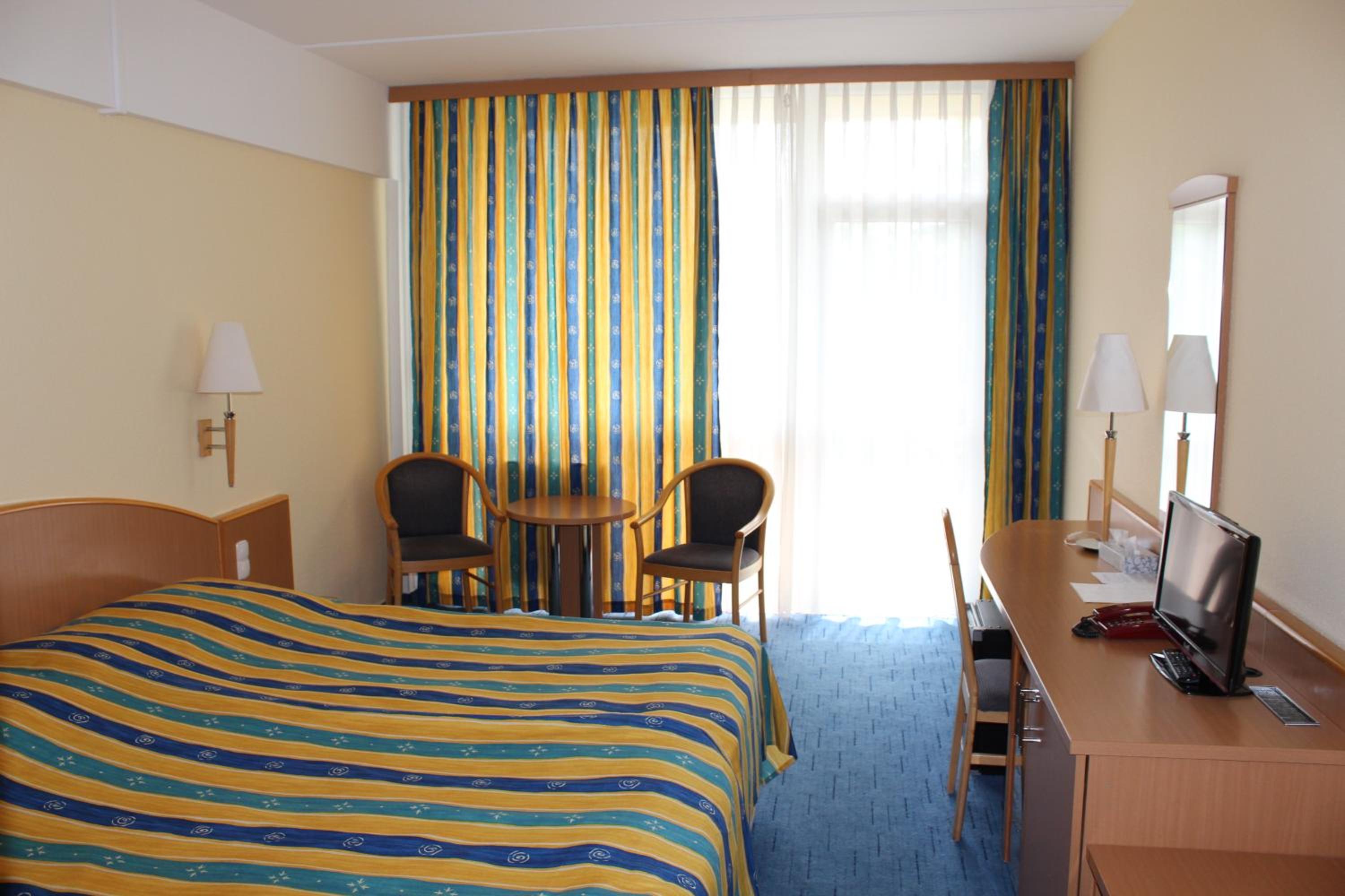 Standard Double Room - Photo 5