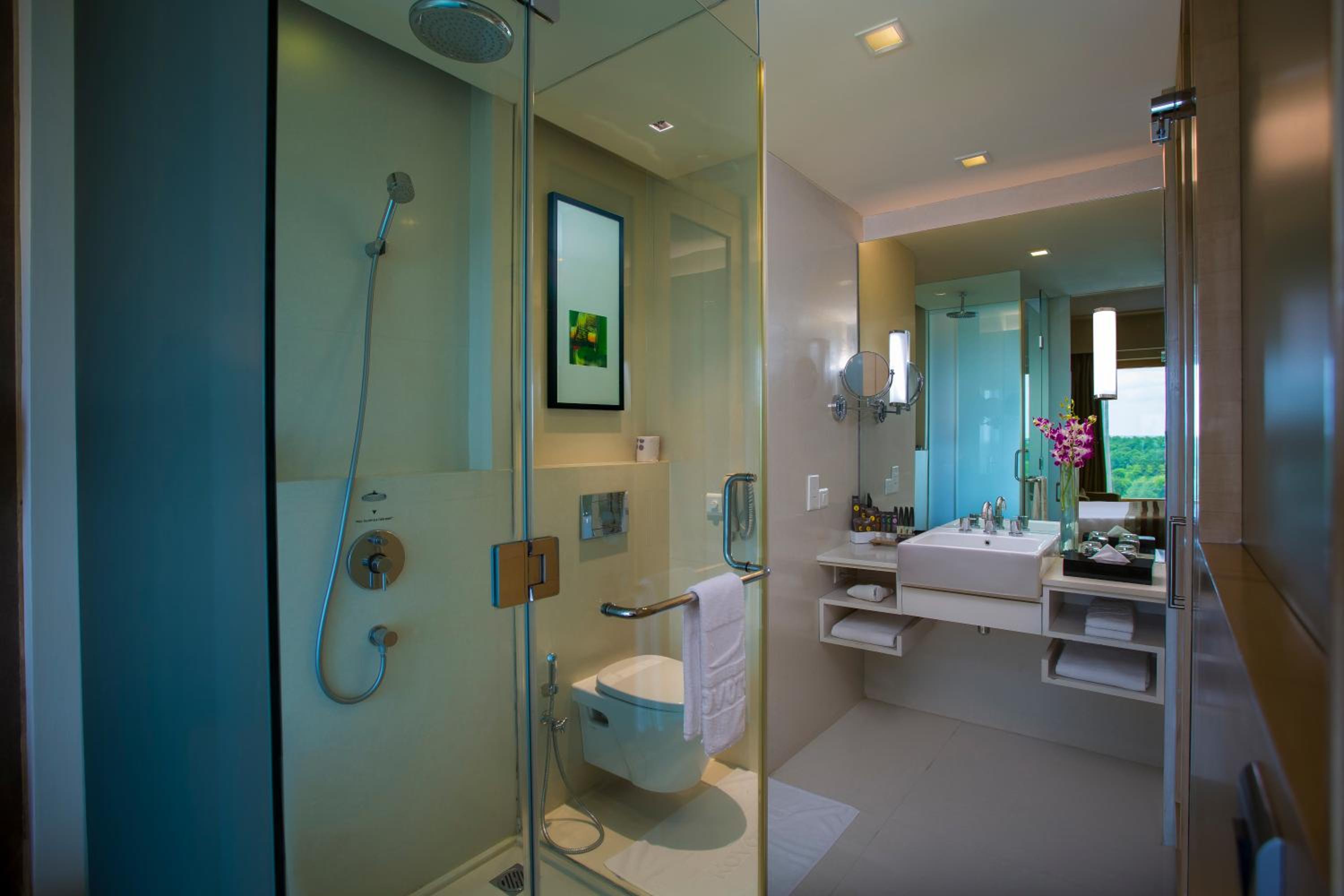 Superior Twin Beds - Photo 9