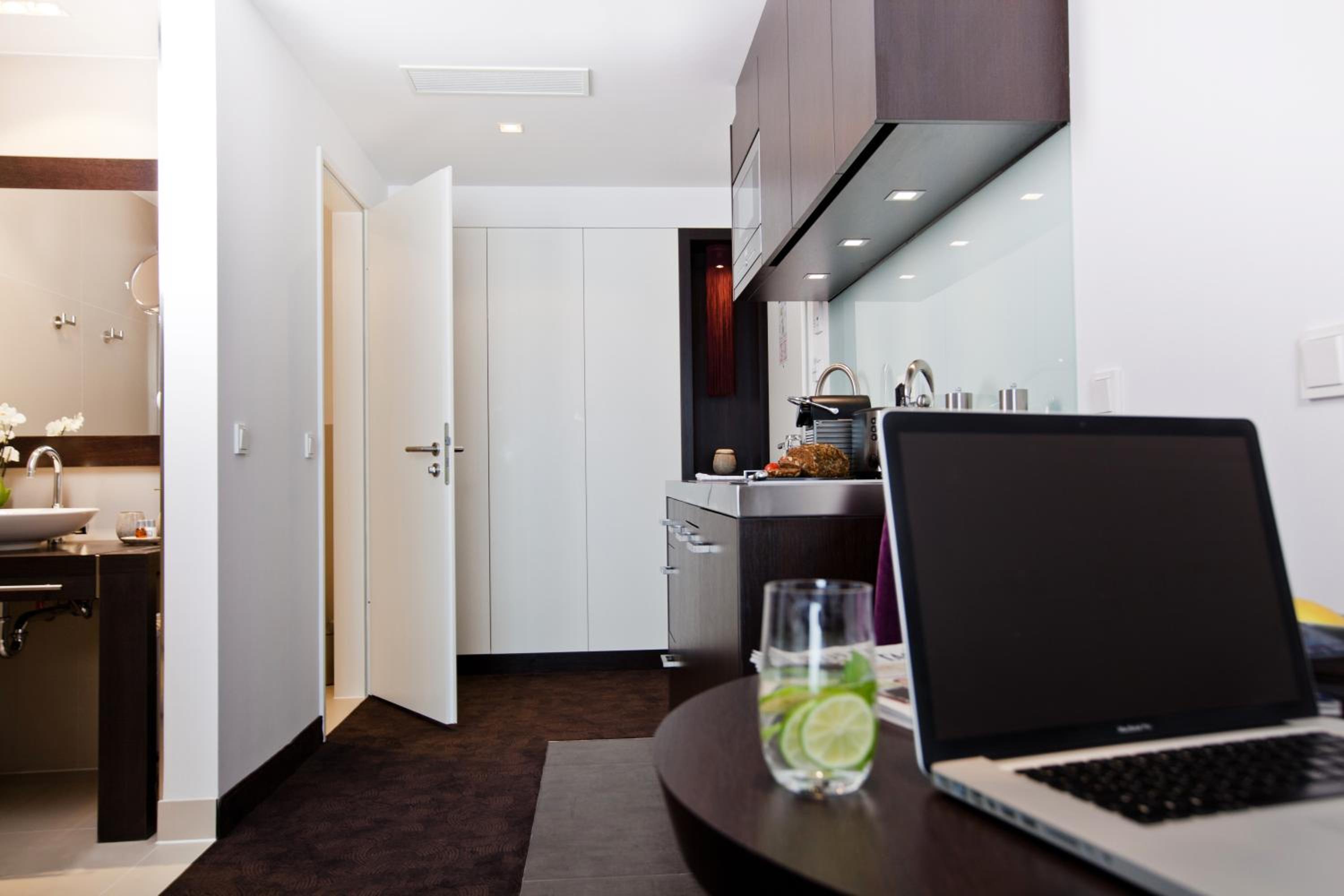 Studio Apartment M photo 3