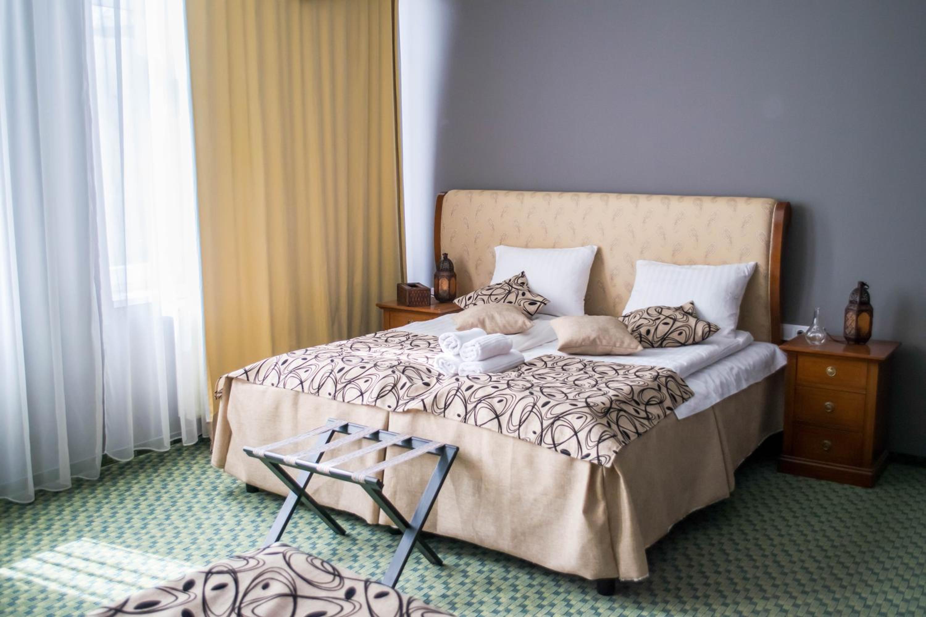 Superior Queen Room with Two Queen Beds photo 3