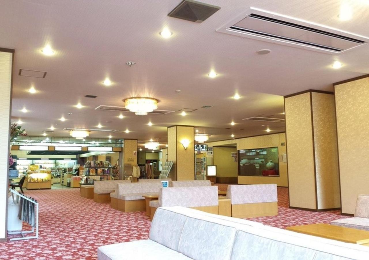 Japanese-Style Economy Room - Photo 1
