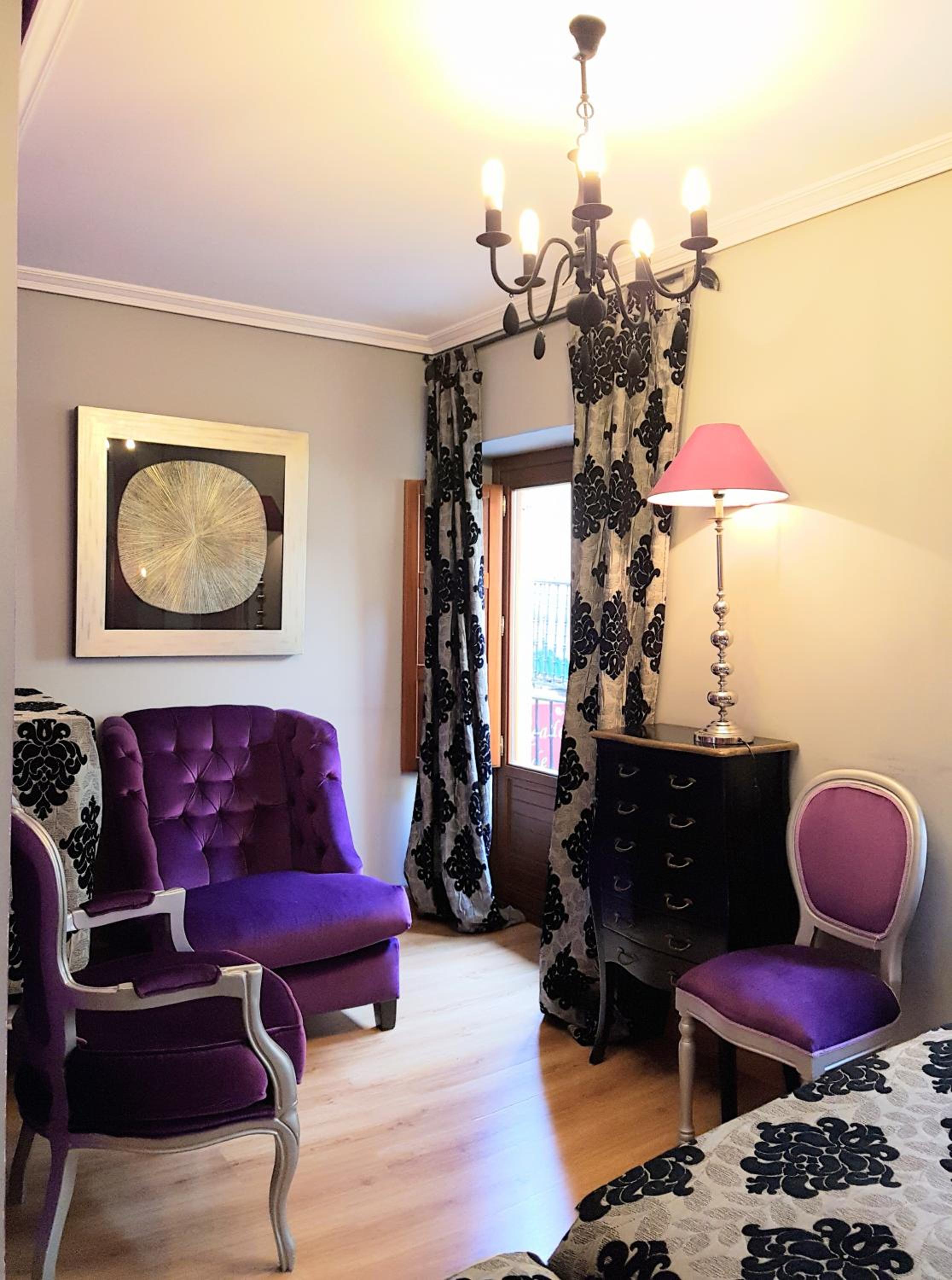 Triple Room with Private Bathroom and Balcony - Photo 28