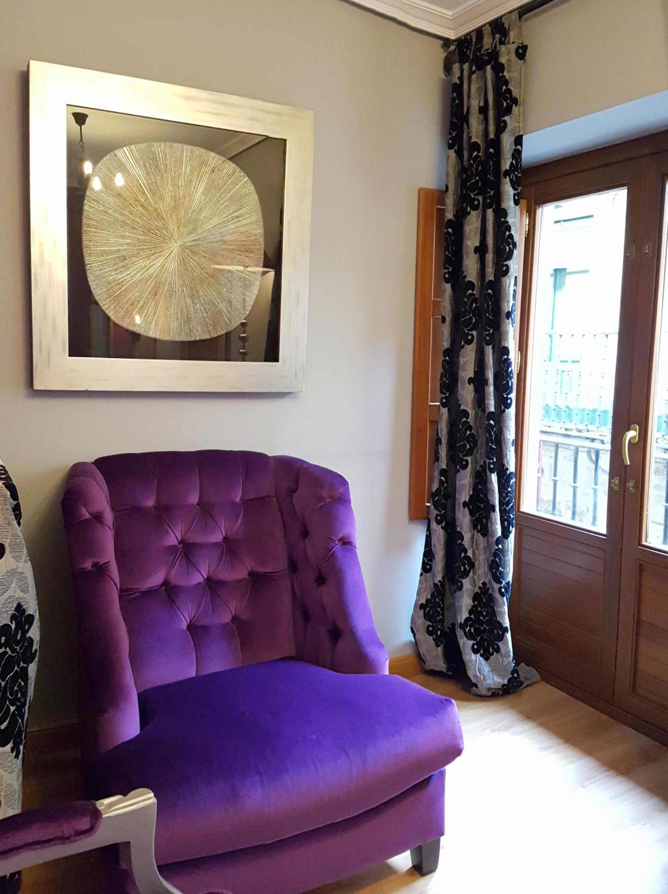 Triple Room with Private Bathroom and Balcony - Photo 24