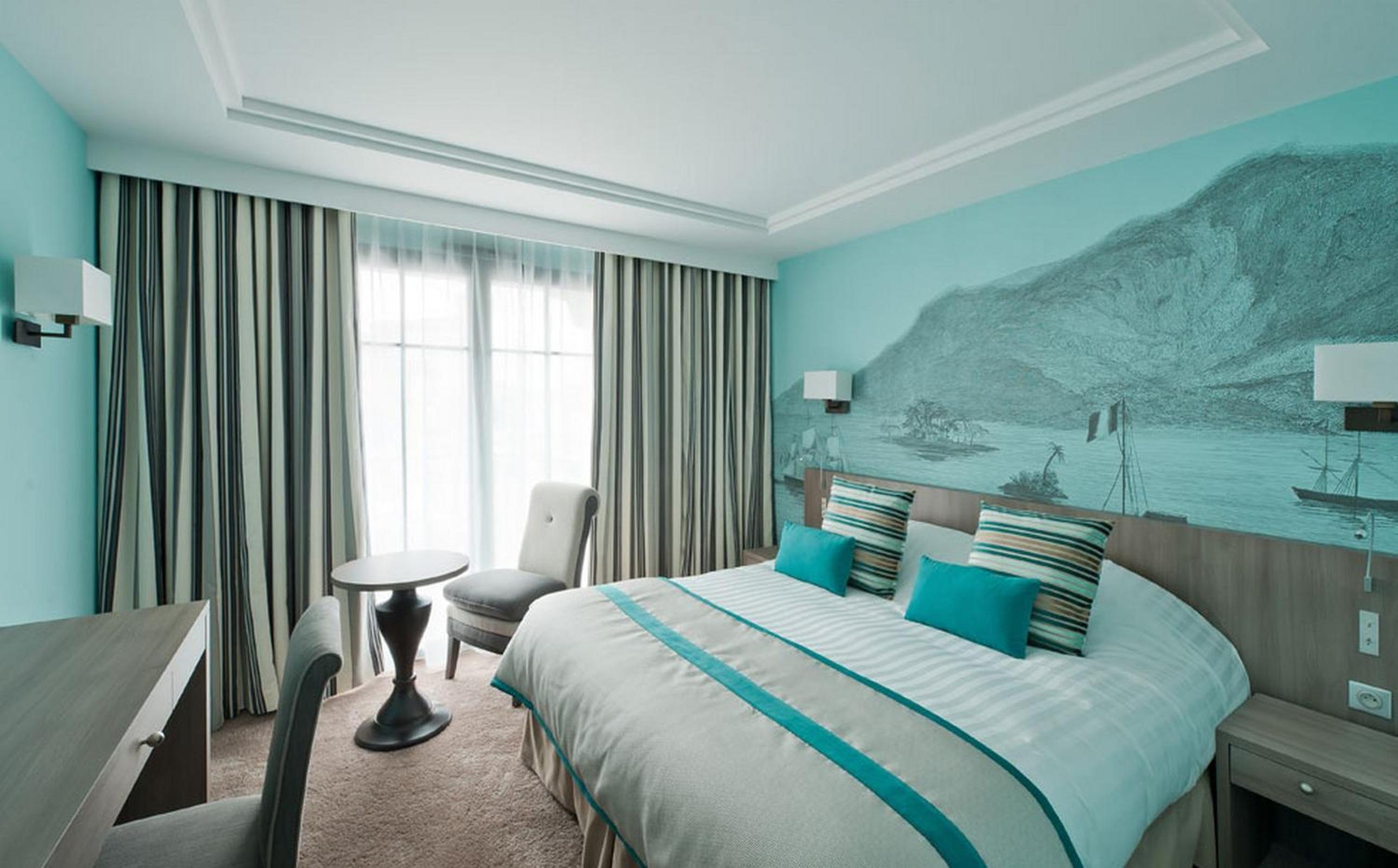 Standard Double or Twin Room with City View - Photo 4