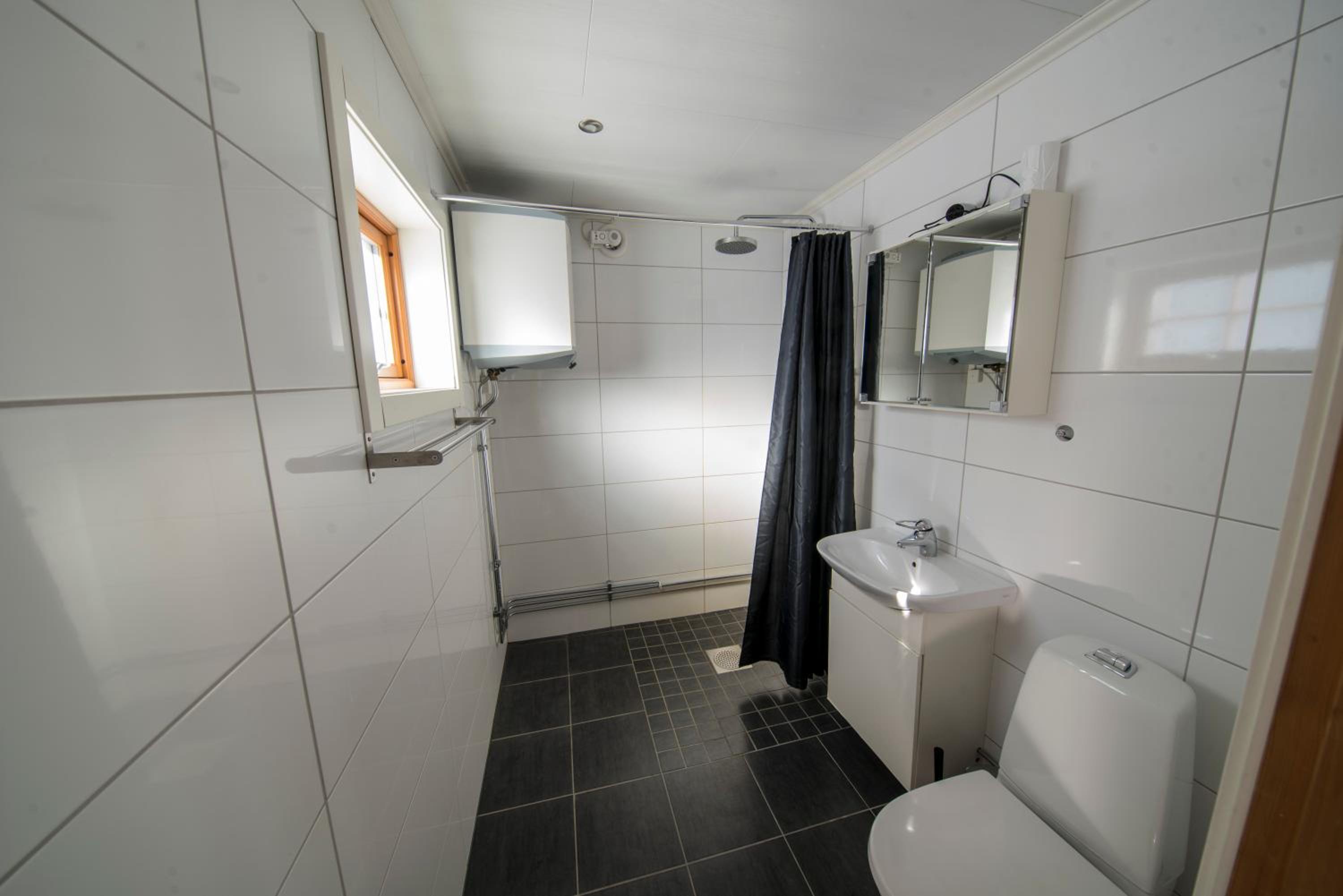 Cottage (2 Adults + 2 Children) photo 3