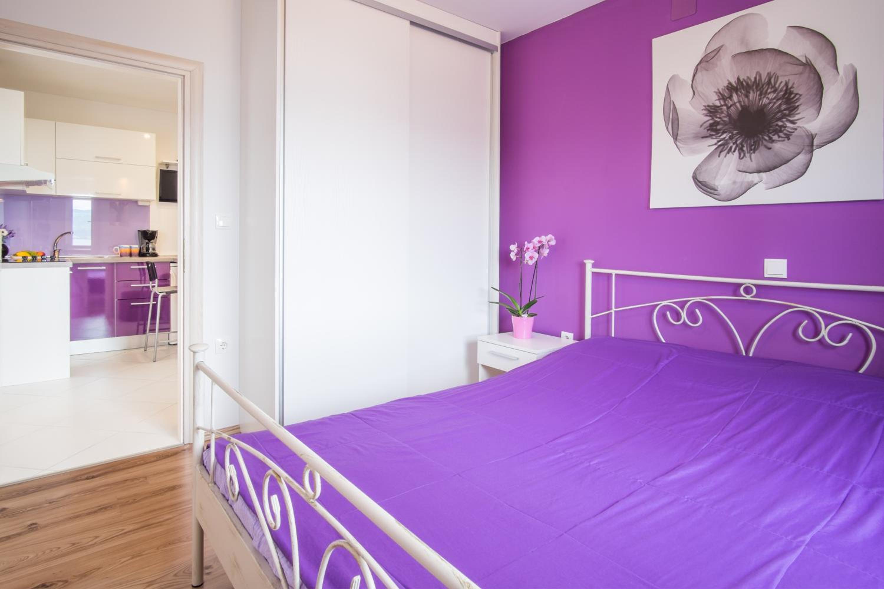 One Bedroom Apartment with Terrace and Sea View photo 1