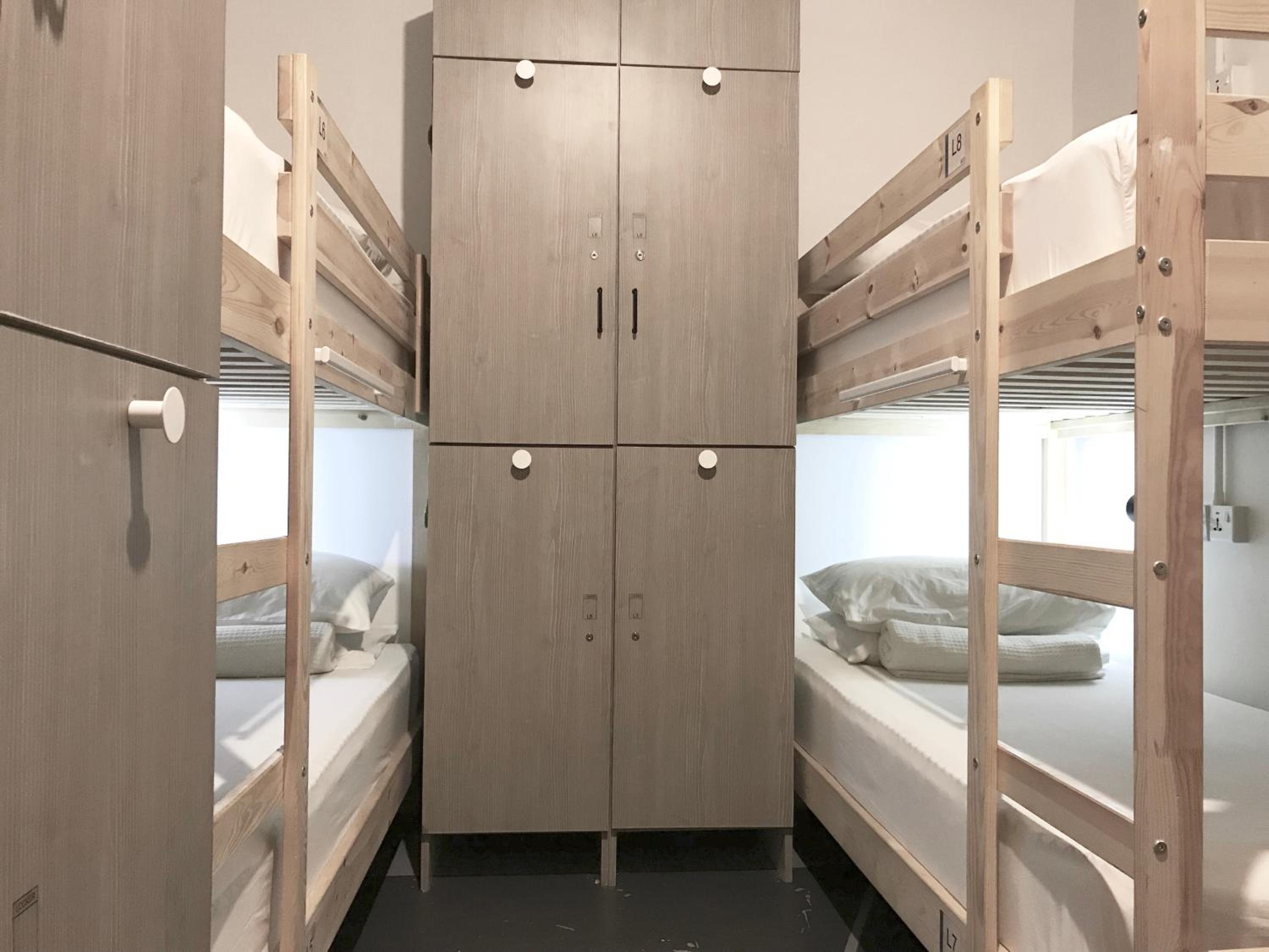 Bed in 8-Bed Mixed Dormitory Room photo 3
