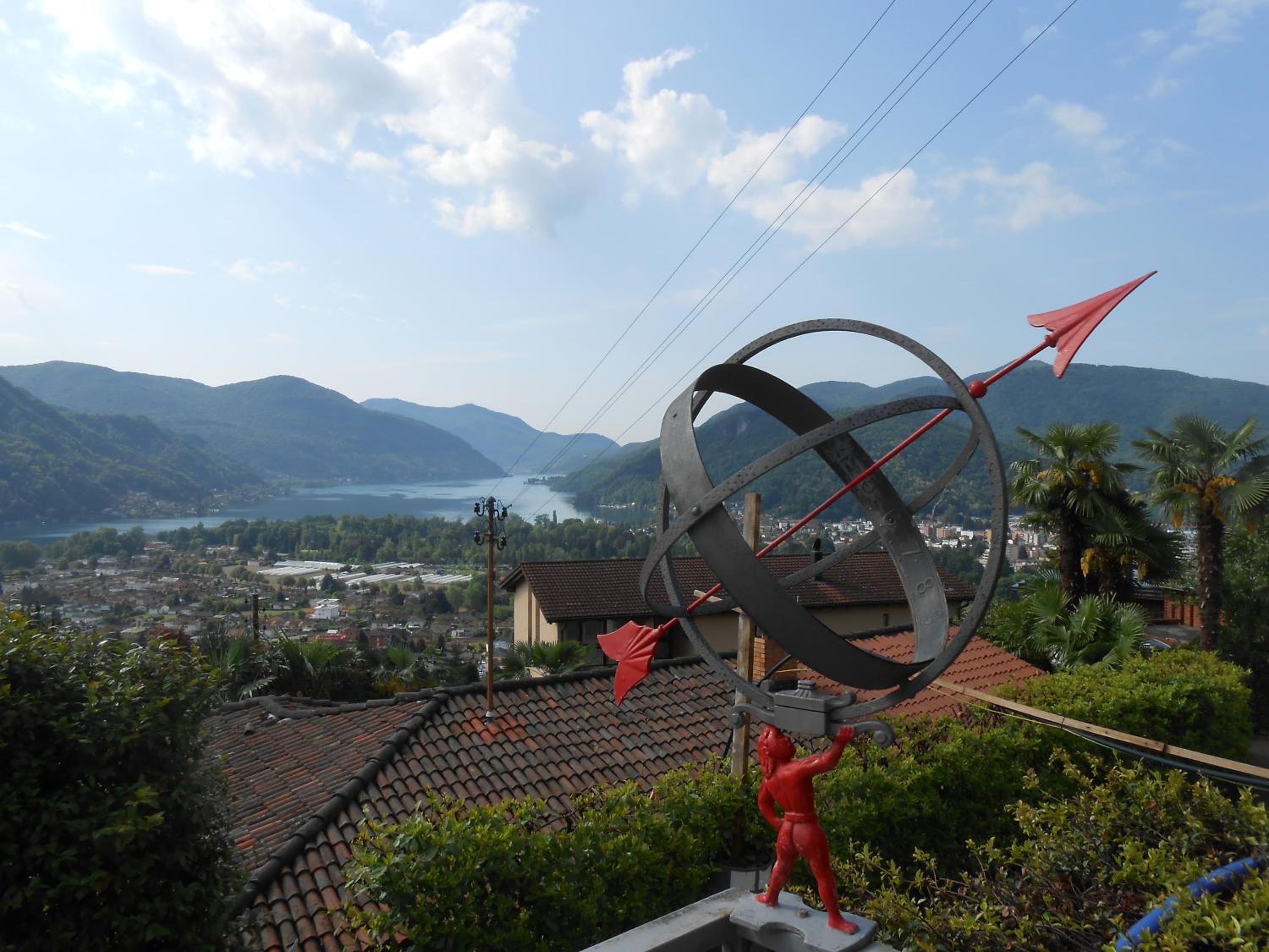Apartment with Lake View - Photo 21