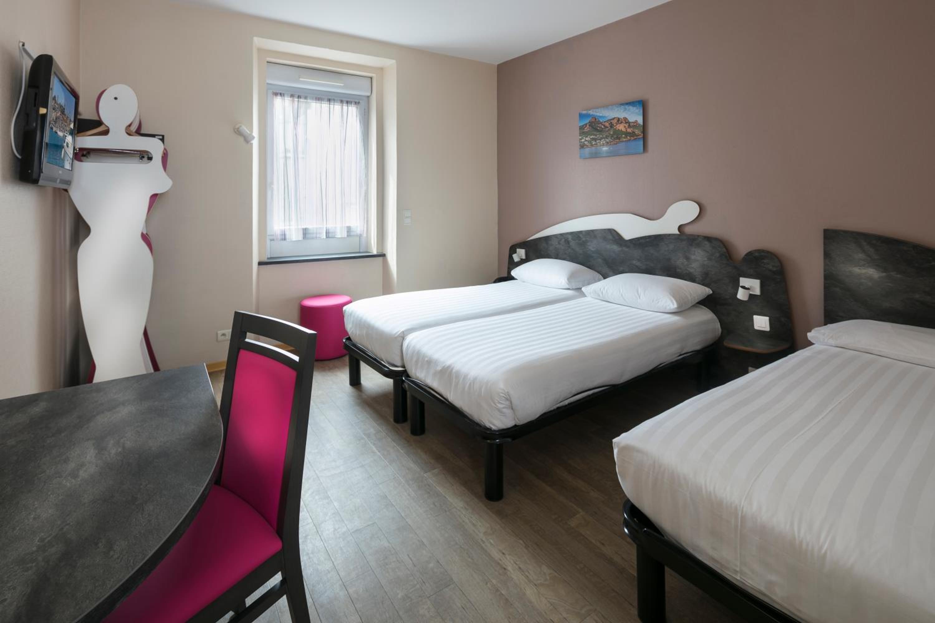 Comfort Triple Room - Photo 5