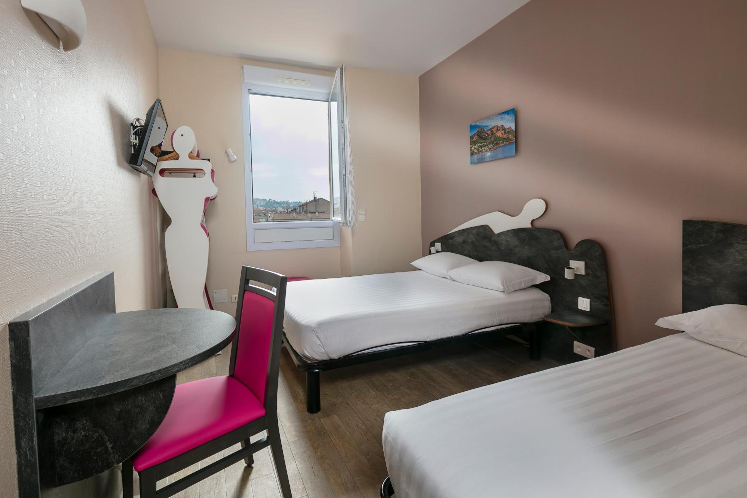 Comfort Triple Room - Photo 1