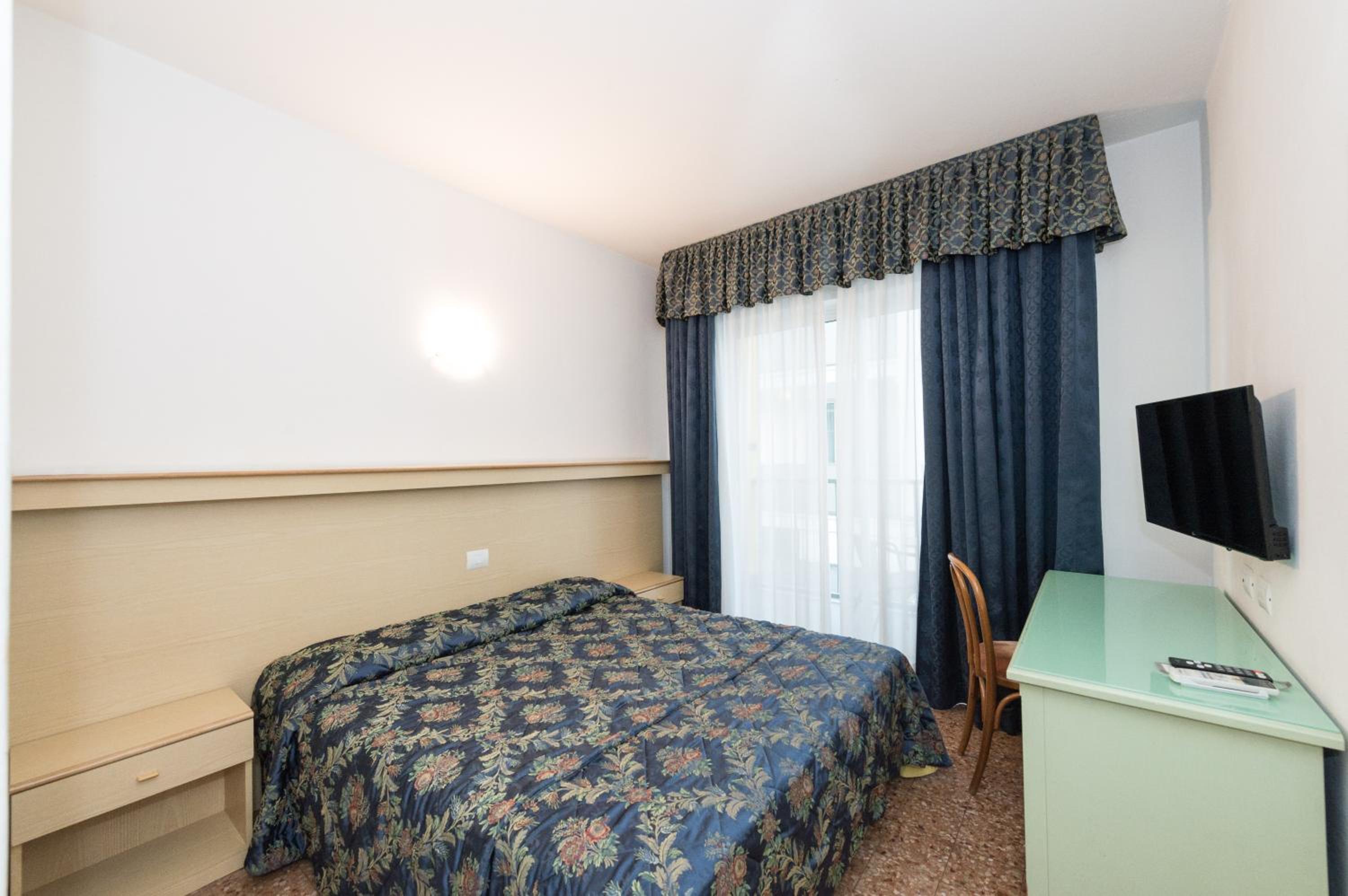 Double Room with Balcony photo 1