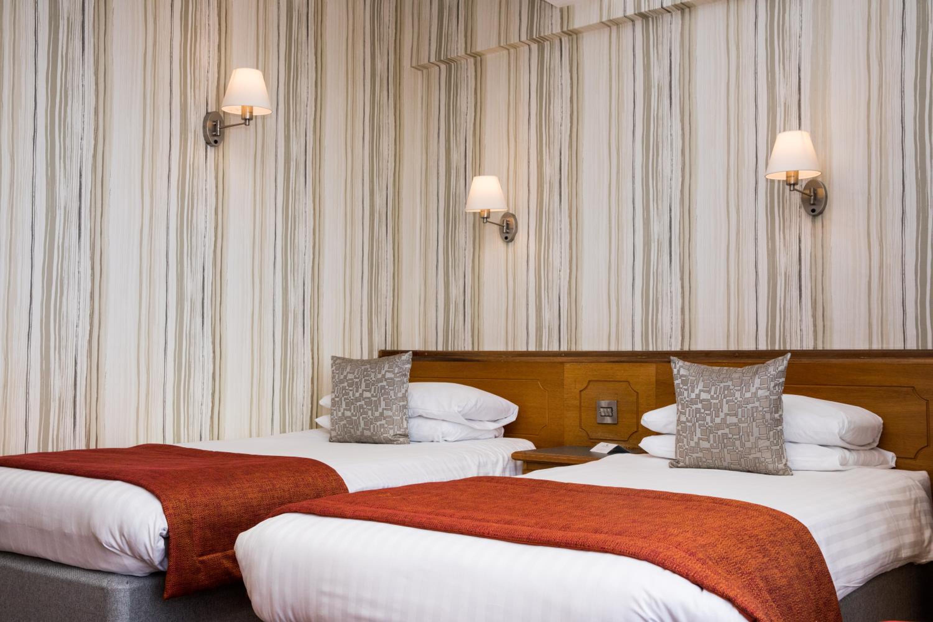 Twin Room with Sea View photo 3
