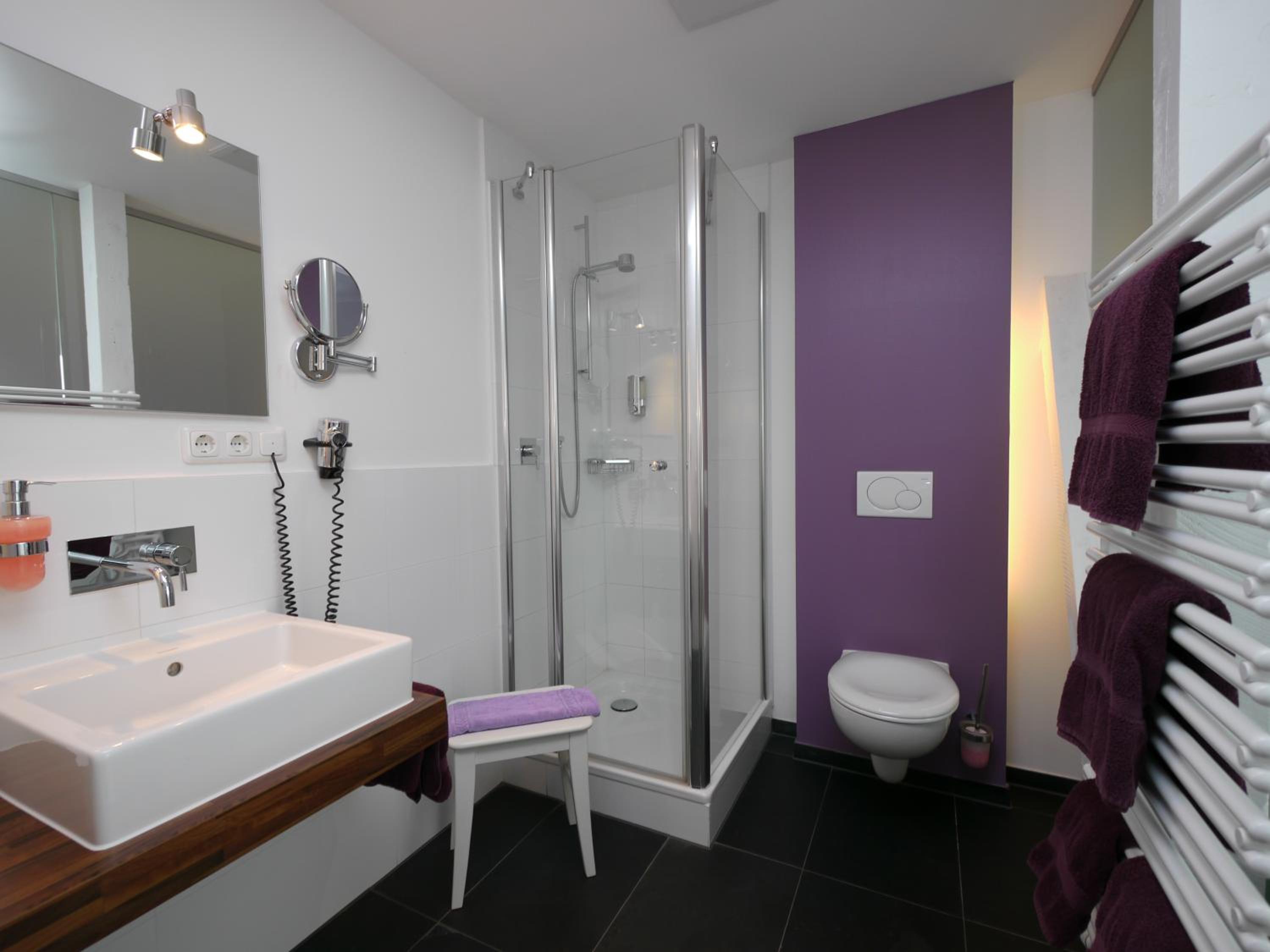 Double or Twin Room - Photo 10