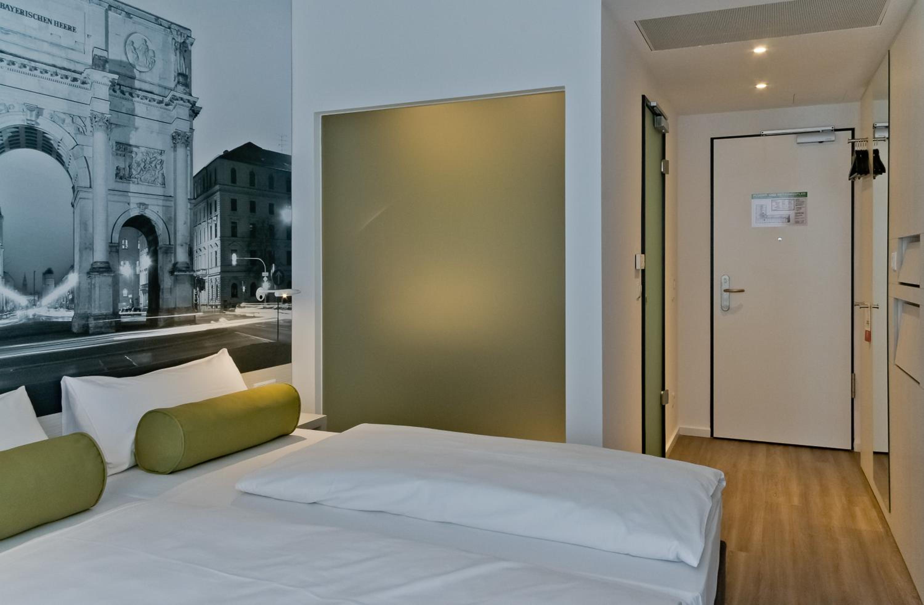 Standard Double Room - 2 Adjoining Rooms photo 2