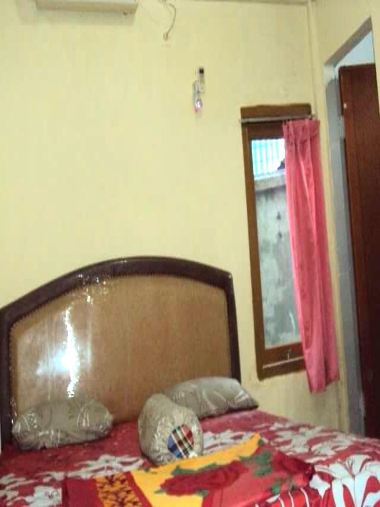 Budget Double Room - Photo 7