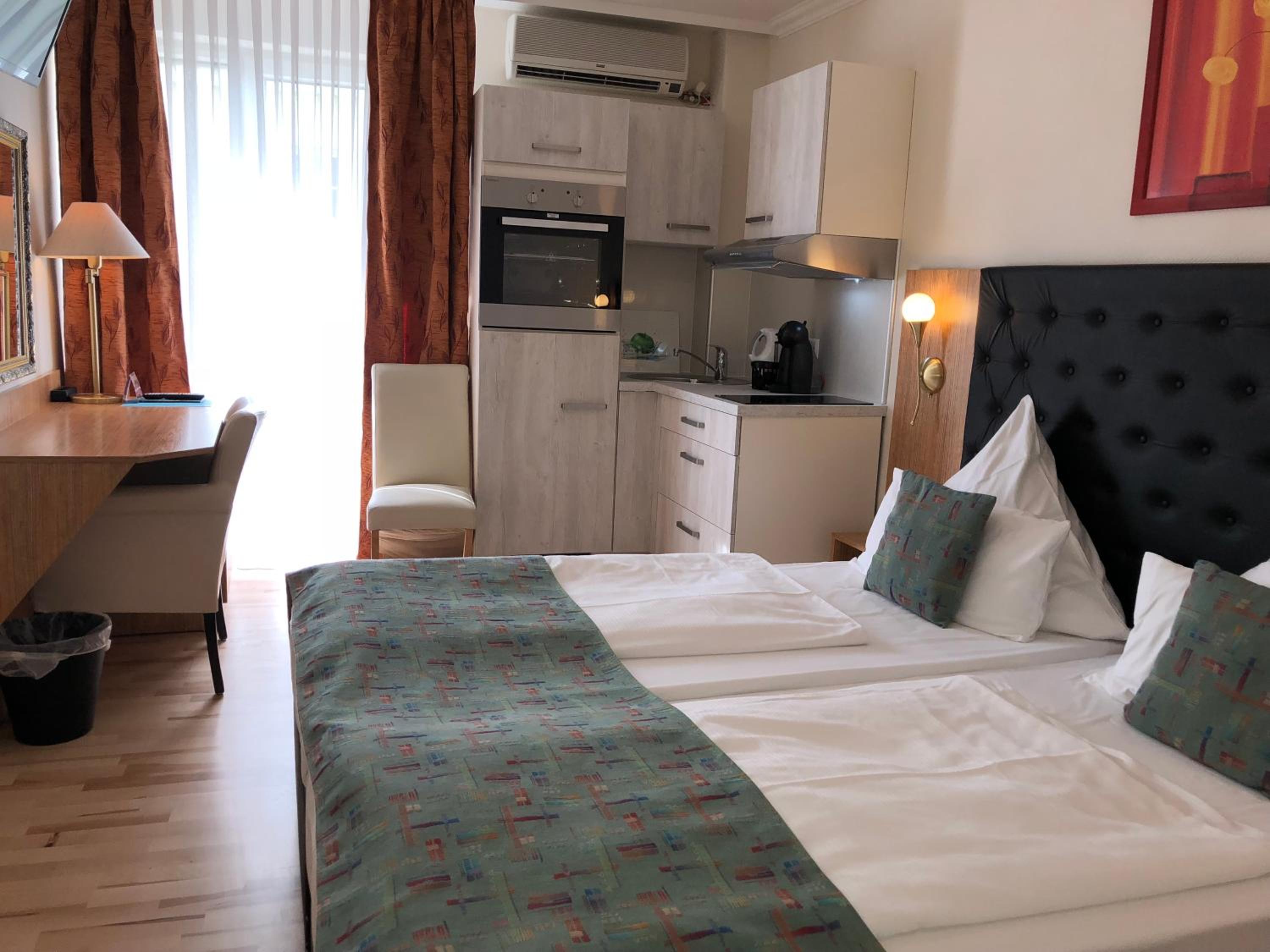 Double Room photo 3